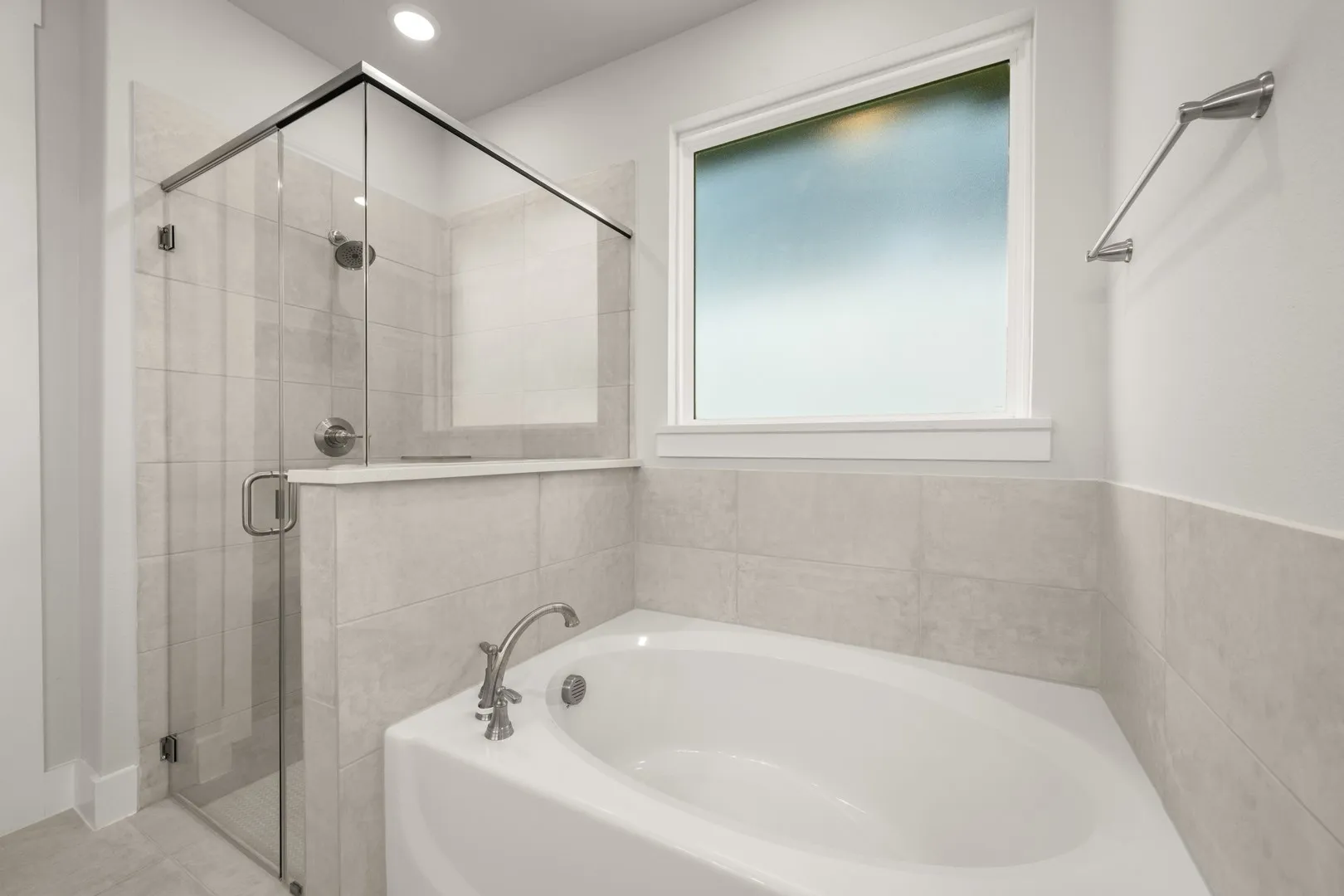 17204 Oxborough- Primary Suite-4