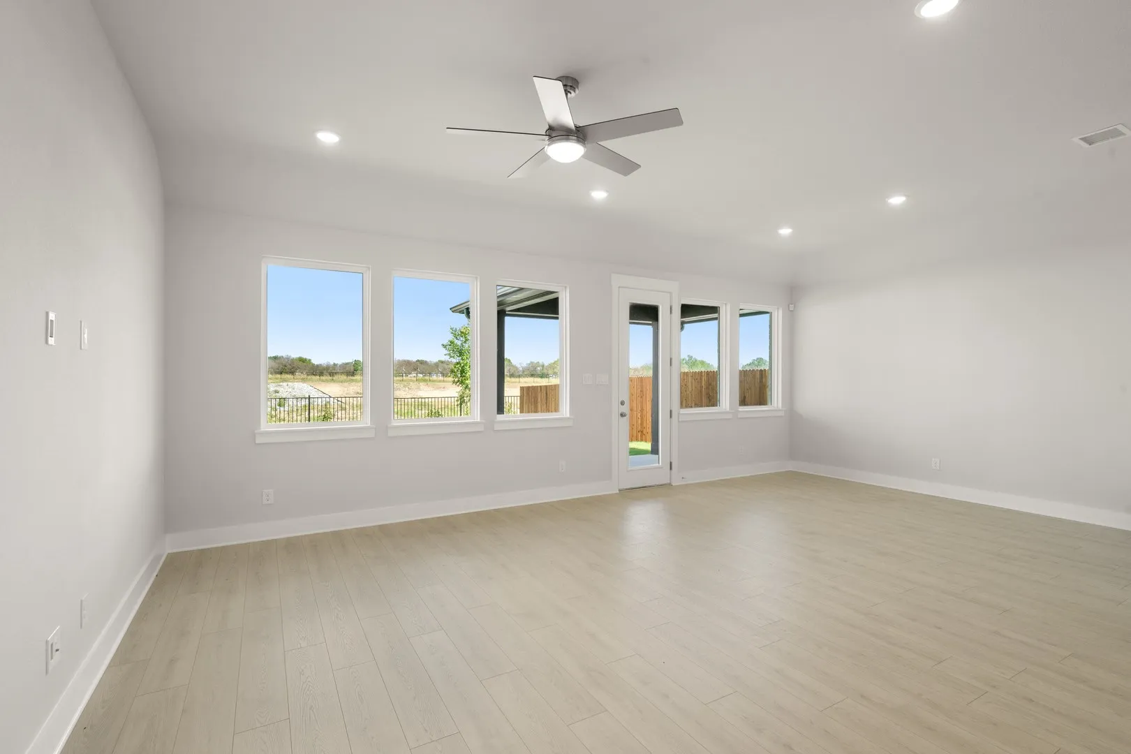17204 Oxborough- Living Room-2