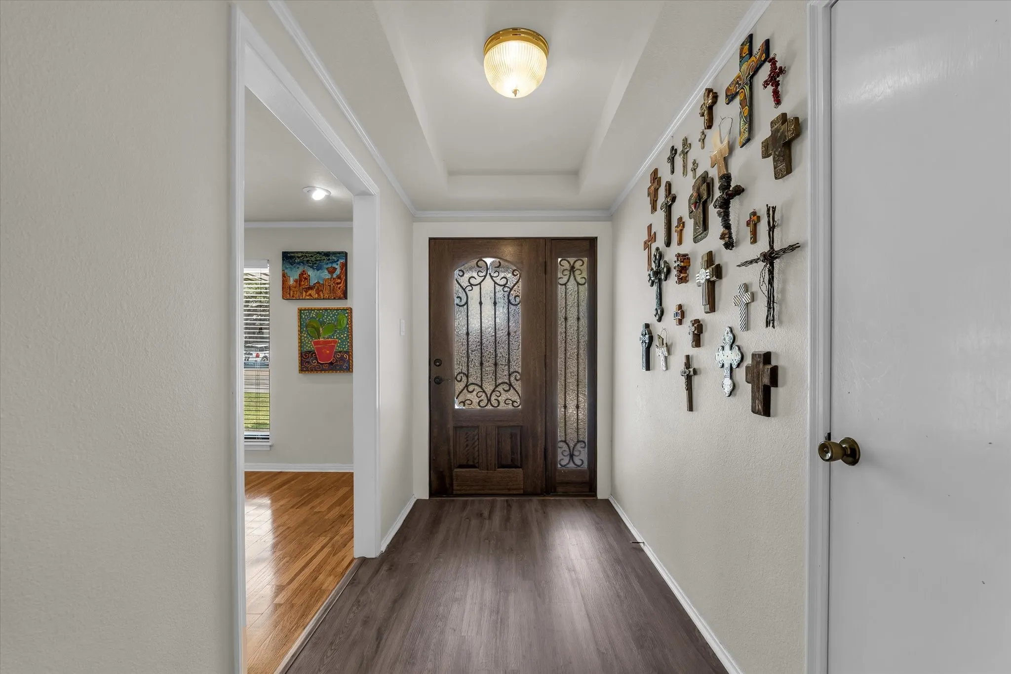 Single Family Residence For Sale in Mc Lennan County , 7101 Country Club Road, Waco, Texas 76710, 3 Bedroom, 2 Bathroom, 2 Garage spaces, 2,030 Sqft, built in 1973, mls#21327043, Real Estate Agent in Waco, Homes For Sale in Mc Lennan county, Homes For Sale in Waco, Realtor in Waco Texas, Real Estate Brokerage Independent Realty Texas, Luminita Cordes Realtor