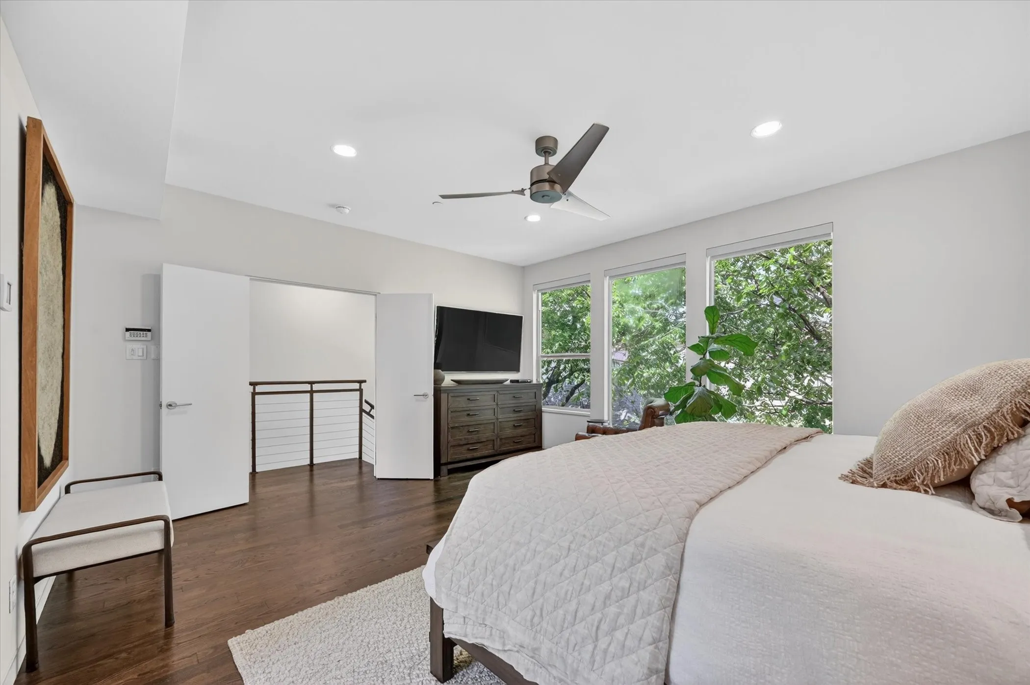 Condominium For Sale in Dallas County , 4230 Travis Street 4, Dallas, Texas 75205, 2 Bedroom, 3 Bathroom, 2 Garage spaces, 2,355 Sqft, built in 2012, mls#21329219, Real Estate Agent in Dallas, Homes For Sale in Dallas county, Homes For Sale in Dallas, Realtor in Dallas Texas, Real Estate Brokerage Independent Realty Texas, Luminita Cordes Realtor