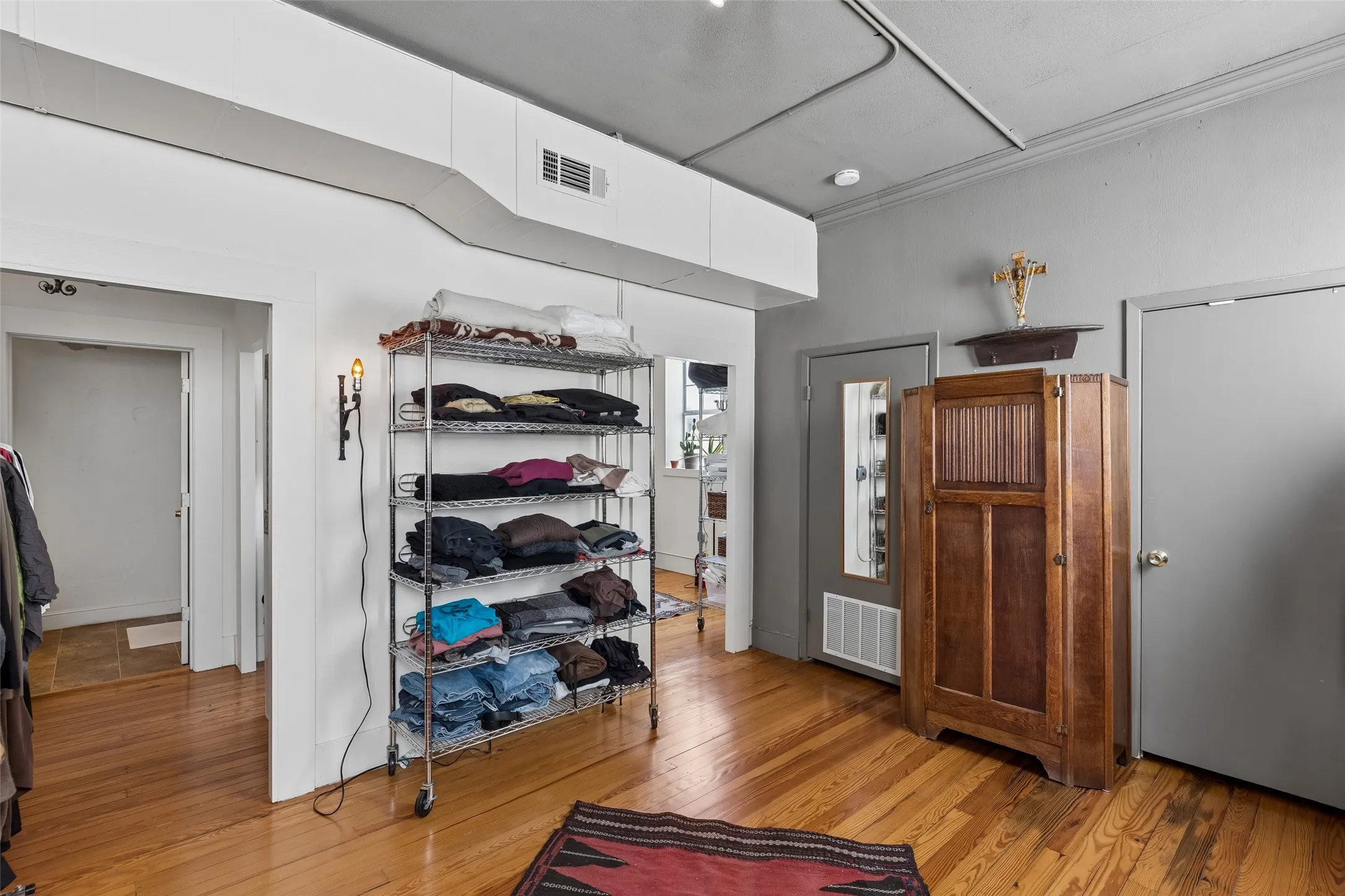 Retail For Sale in Grayson County , 118 W Grand Street, Whitewright, Texas 75491, 0, 0, Garage spaces, 3,550 Sqft, built in 1908, Price $599,000, mls#21325940, Real Estate Agent in Whitewright, Homes For Sale in Grayson county, Homes For Sale in Whitewright, Realtor in Whitewright Texas, Real Estate Brokerage Independent Realty Texas, Luminita Cordes Realtor