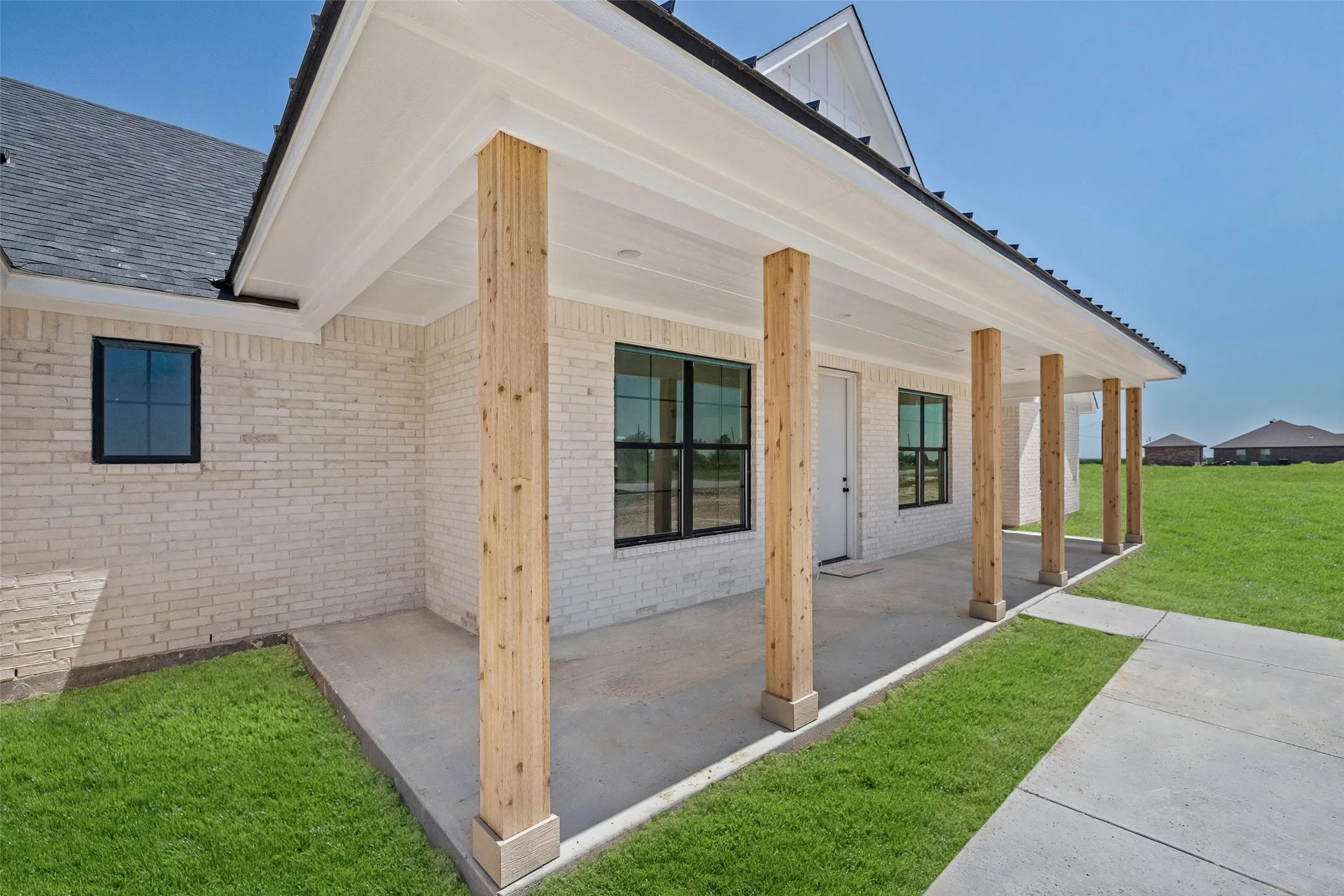 Single Family Residence For Sale in Parker County , 1040 Dove Hill Branch Road, Weatherford, Texas 76088, 4 Bedroom, 4 Bathroom, 3 Garage spaces, 2,642 Sqft, built in 2026, mls#21329020, Real Estate Agent in Weatherford, Homes For Sale in Parker county, Homes For Sale in Weatherford, Realtor in Weatherford Texas, Real Estate Brokerage Independent Realty Texas, Luminita Cordes Realtor