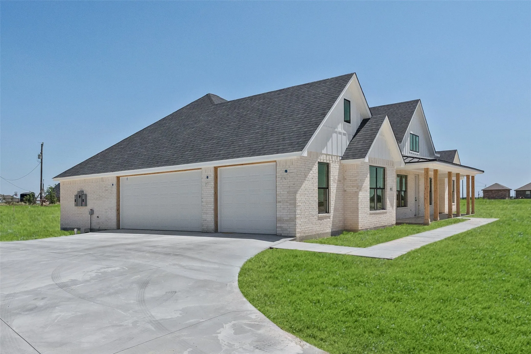 Single Family Residence For Sale in Parker County , 1040 Dove Hill Branch Road, Weatherford, Texas 76088, 4 Bedroom, 4 Bathroom, 3 Garage spaces, 2,642 Sqft, built in 2026, mls#21329020, Real Estate Agent in Weatherford, Homes For Sale in Parker county, Homes For Sale in Weatherford, Realtor in Weatherford Texas, Real Estate Brokerage Independent Realty Texas, Luminita Cordes Realtor