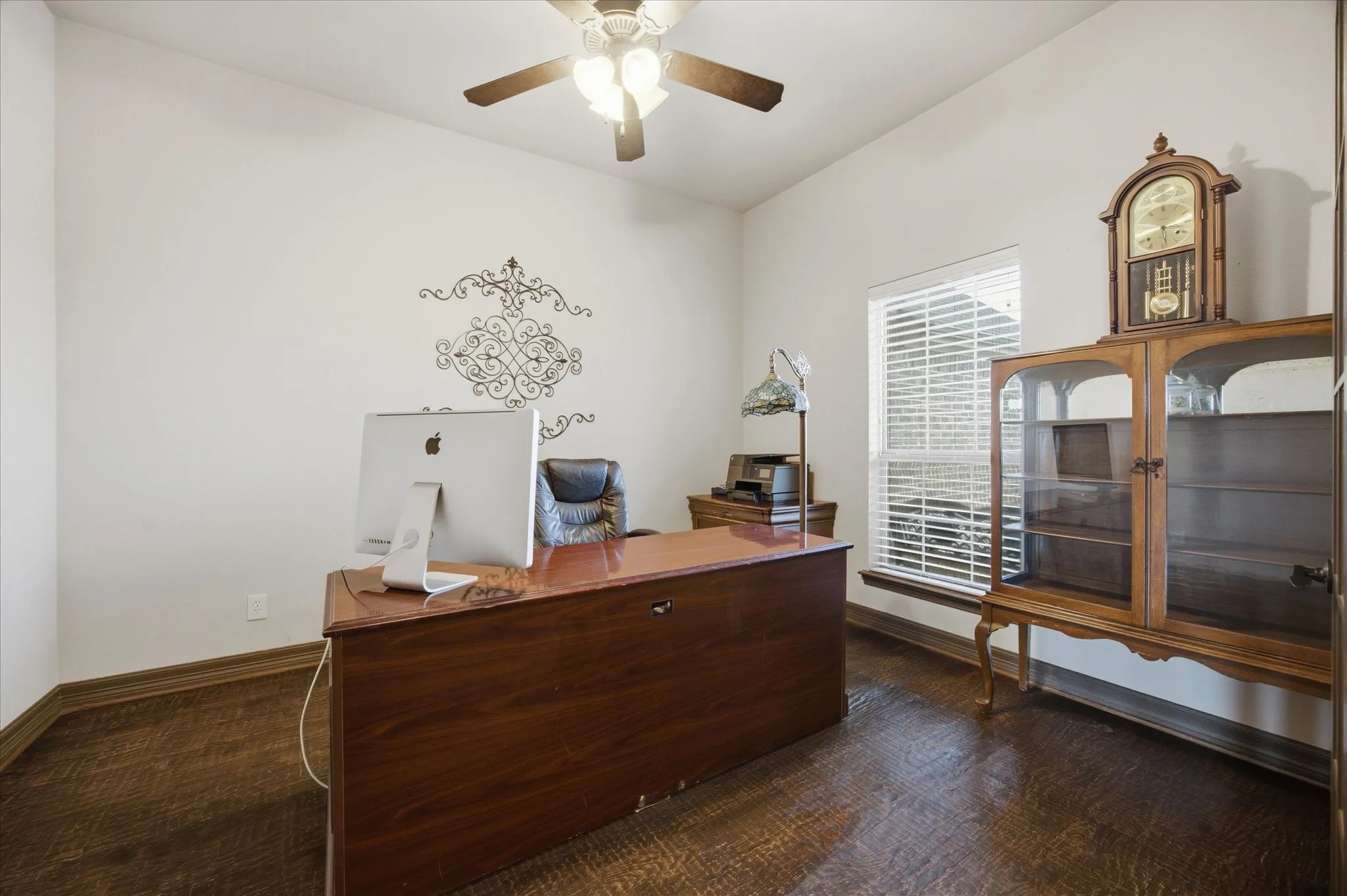 Single Family Residence For Sale in Hunt County , 2447 County Road 2710, Caddo Mills, Texas 75135, 4 Bedroom, 2 Bathroom, 2 Garage spaces, 3,800 Sqft, built in 2015, mls#21329340, Real Estate Agent in Caddo Mills, Homes For Sale in Hunt county, Homes For Sale in Caddo Mills, Realtor in Caddo Mills Texas, Real Estate Brokerage Independent Realty Texas, Luminita Cordes Realtor