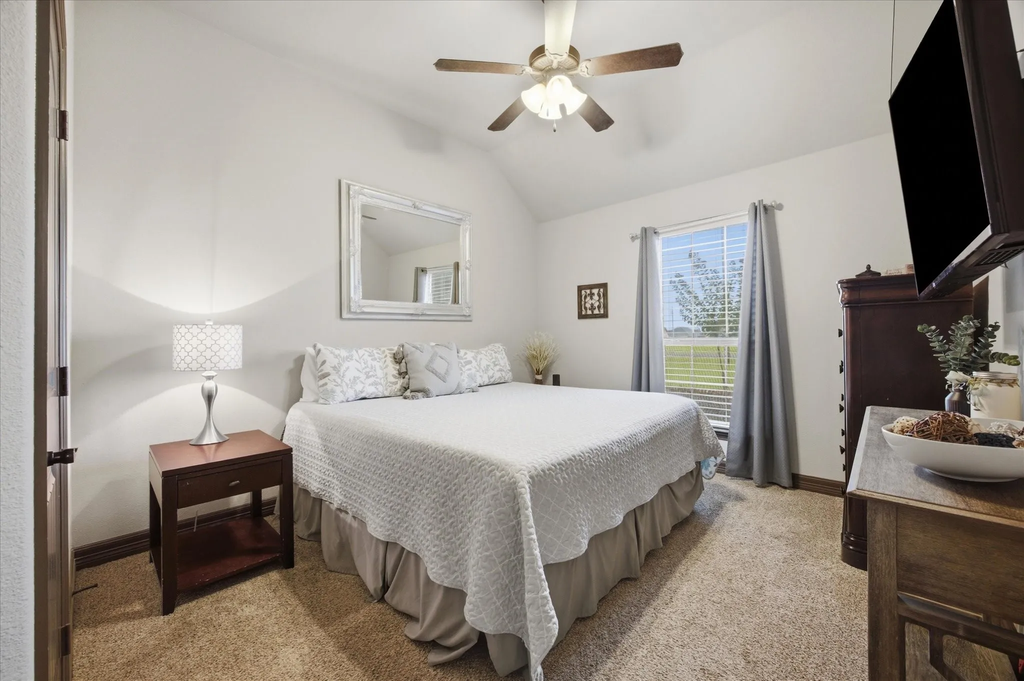 Single Family Residence For Sale in Hunt County , 2447 County Road 2710, Caddo Mills, Texas 75135, 4 Bedroom, 2 Bathroom, 2 Garage spaces, 3,800 Sqft, built in 2015, mls#21329340, Real Estate Agent in Caddo Mills, Homes For Sale in Hunt county, Homes For Sale in Caddo Mills, Realtor in Caddo Mills Texas, Real Estate Brokerage Independent Realty Texas, Luminita Cordes Realtor