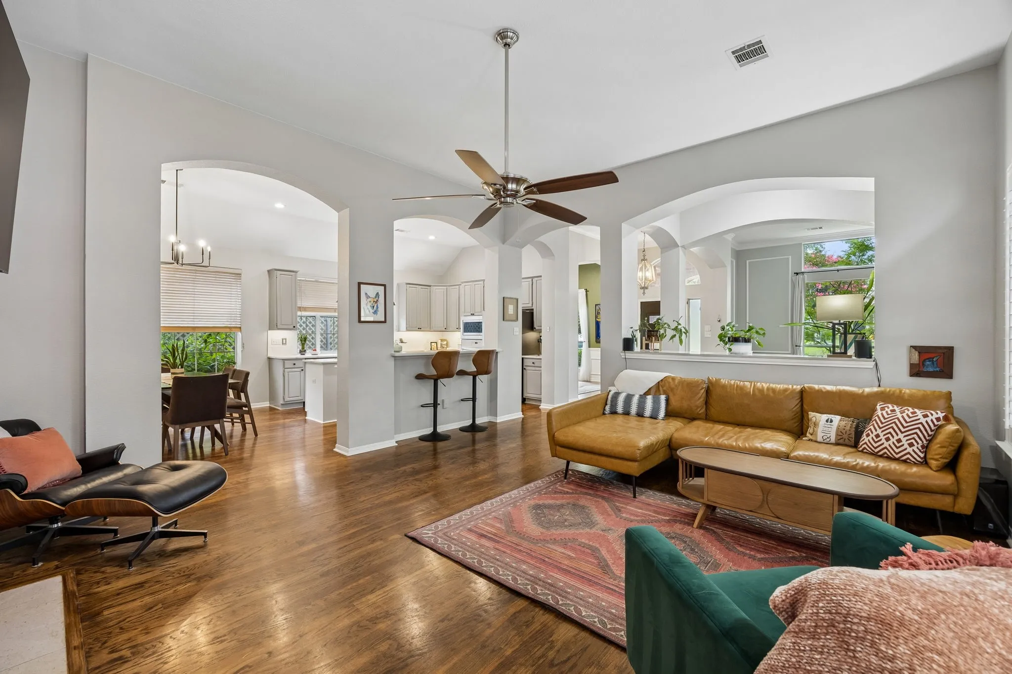 Single Family Residence For Sale in Collin County , 3104 Congress Avenue, Plano, Texas 75025, 3 Bedroom, 3 Bathroom, 2 Garage spaces, 2,463 Sqft, built in 1992, mls#21313761, Real Estate Agent in Plano, Homes For Sale in Collin county, Homes For Sale in Plano, Realtor in Plano Texas, Real Estate Brokerage Independent Realty Texas, Luminita Cordes Realtor