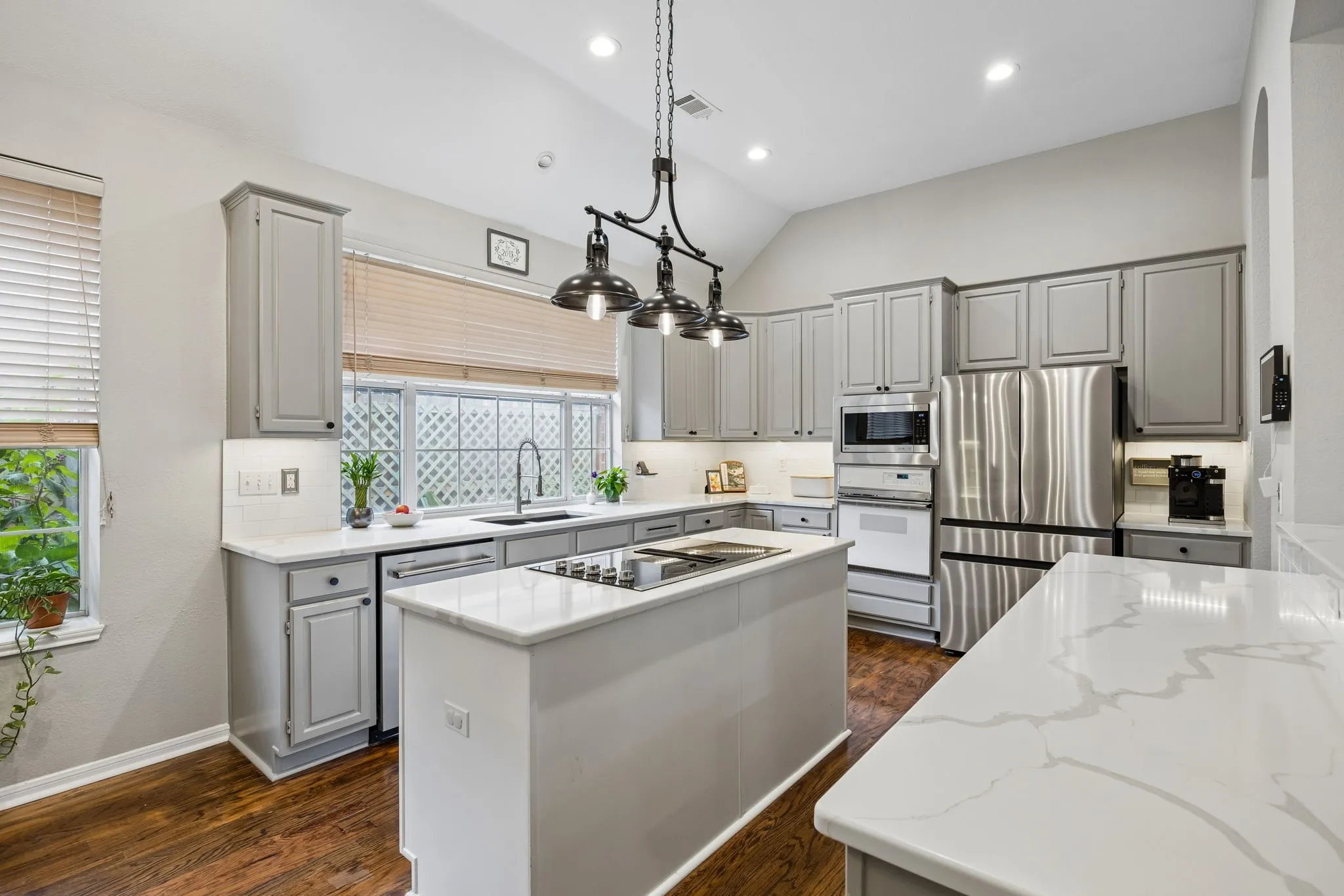 Single Family Residence For Sale in Collin County , 3104 Congress Avenue, Plano, Texas 75025, 3 Bedroom, 3 Bathroom, 2 Garage spaces, 2,463 Sqft, built in 1992, mls#21313761, Real Estate Agent in Plano, Homes For Sale in Collin county, Homes For Sale in Plano, Realtor in Plano Texas, Real Estate Brokerage Independent Realty Texas, Luminita Cordes Realtor
