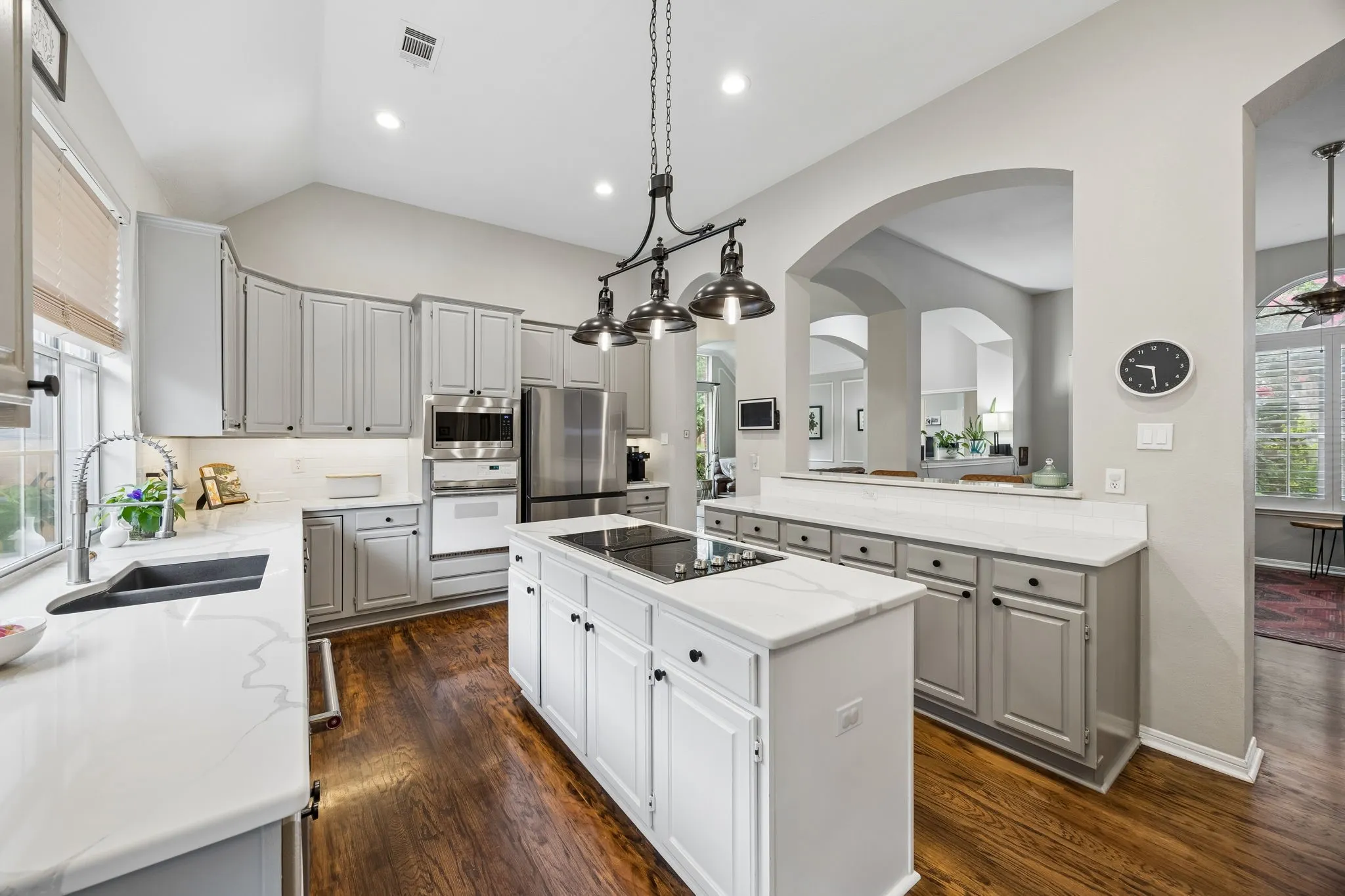 Single Family Residence For Sale in Collin County , 3104 Congress Avenue, Plano, Texas 75025, 3 Bedroom, 3 Bathroom, 2 Garage spaces, 2,463 Sqft, built in 1992, mls#21313761, Real Estate Agent in Plano, Homes For Sale in Collin county, Homes For Sale in Plano, Realtor in Plano Texas, Real Estate Brokerage Independent Realty Texas, Luminita Cordes Realtor