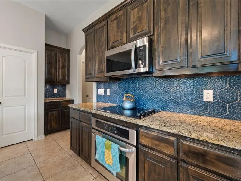 Beautiful backsplash