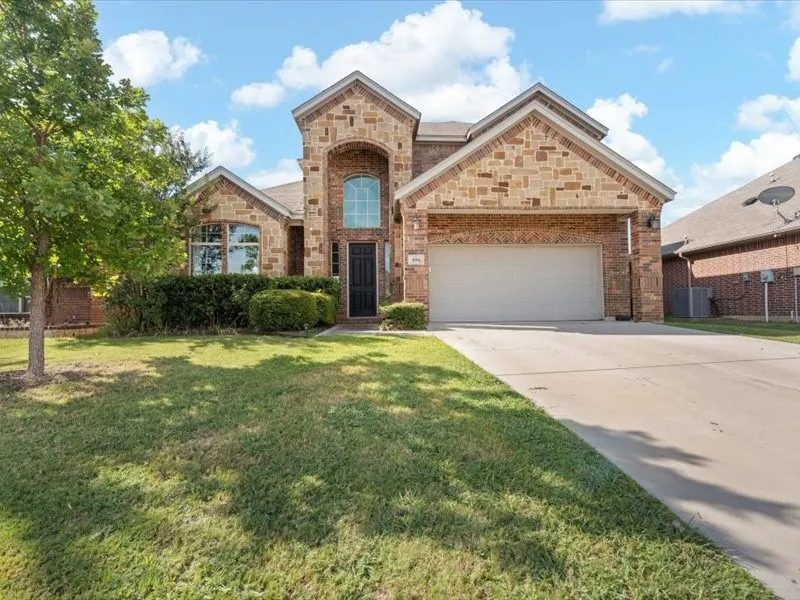 Single Family Residence For Rent in Tarrant County , 654 Plum Drive, Burleson, Texas 76028, 4 Bedroom, 3 Bathroom, 2 Garage spaces, 2,769 Sqft, built in 2012, mls#21329319, Real Estate Agent in Burleson, Homes For Rent in Tarrant county, Homes For Rent in Burleson, Realtor in Burleson Texas, Real Estate Brokerage Independent Realty Texas, Luminita Cordes Realtor