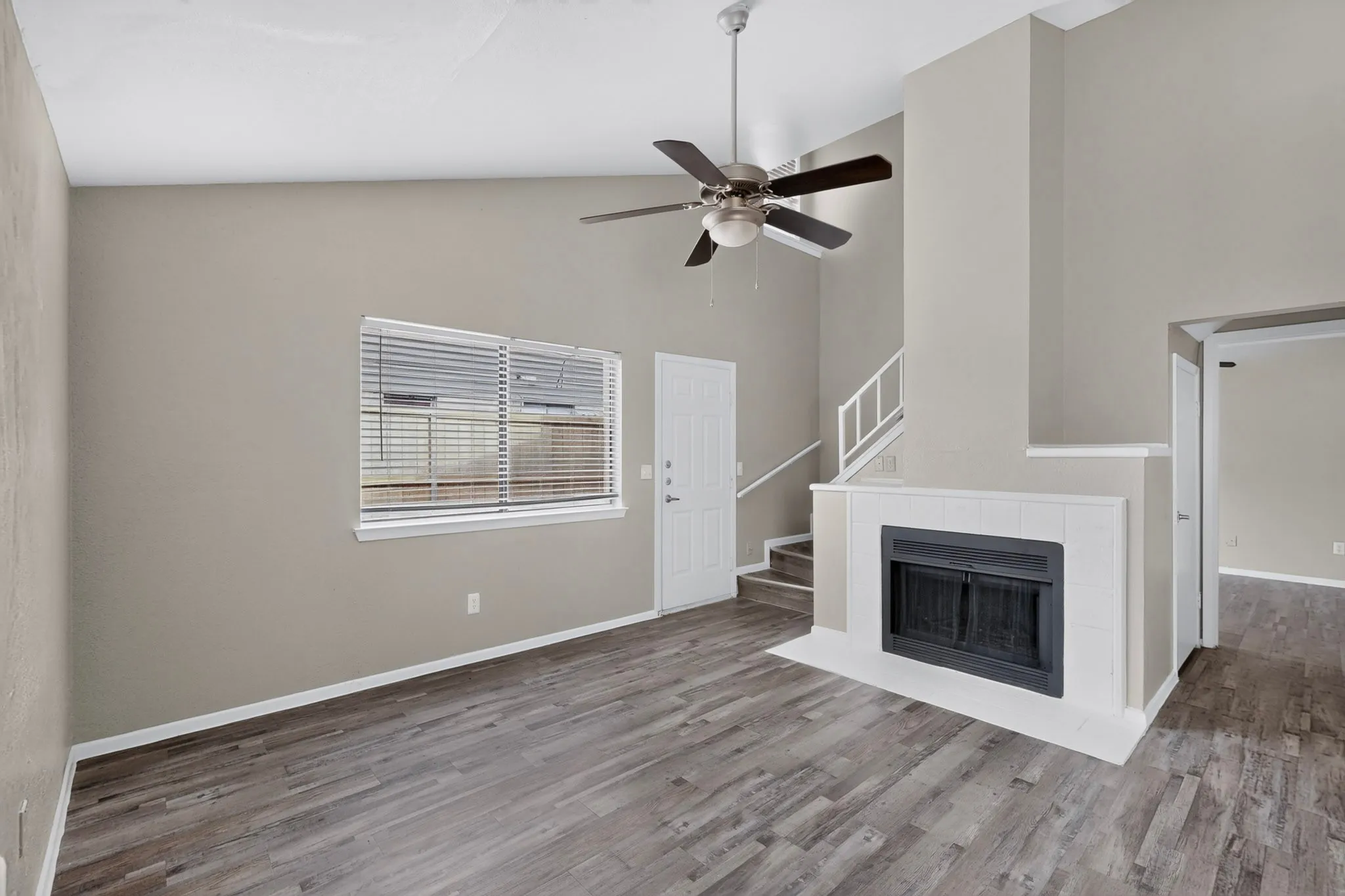 Condominium For Sale in Tarrant County , 1122 Millview Drive 802, Arlington, Texas 76012, 2 Bedroom, 2 Bathroom, Garage spaces, 1,000 Sqft, built in 1984, mls#21321953, Real Estate Agent in Arlington, Homes For Sale in Tarrant county, Homes For Sale in Arlington, Realtor in Arlington Texas, Real Estate Brokerage Independent Realty Texas, Luminita Cordes Realtor