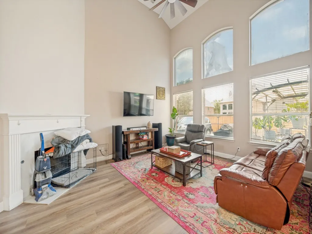 Single Family Residence For Sale in Denton County , 12519 Alfa Romeo Way, Frisco, Texas 75033, 5 Bedroom, 4 Bathroom, 2 Garage spaces, 3,685 Sqft, built in 2002, mls#21326175, Real Estate Agent in Frisco, Homes For Sale in Denton county, Homes For Sale in Frisco, Realtor in Frisco Texas, Real Estate Brokerage Independent Realty Texas, Luminita Cordes Realtor