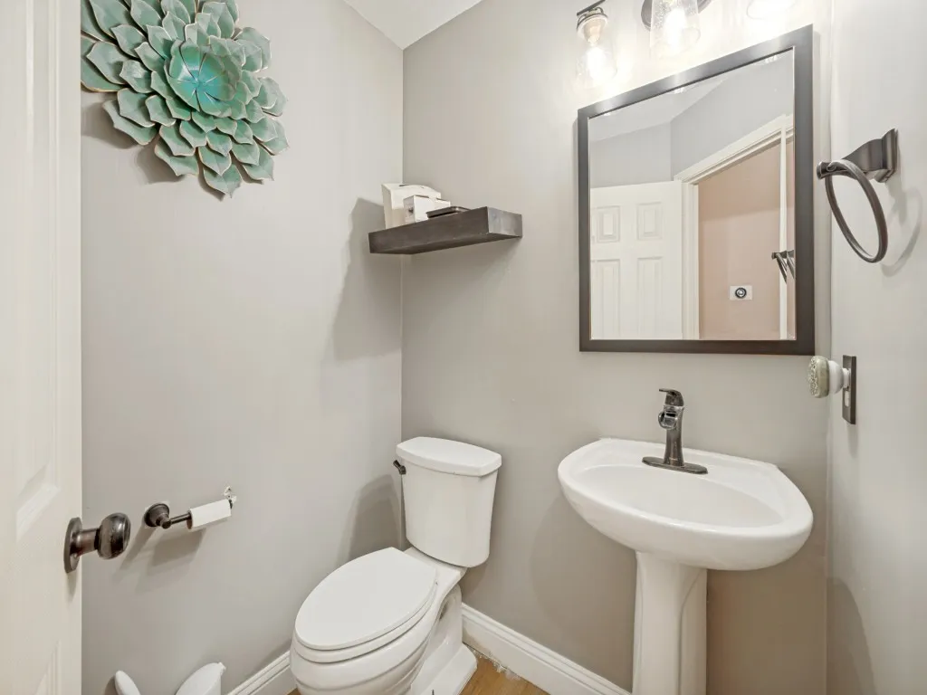 Single Family Residence For Sale in Denton County , 12519 Alfa Romeo Way, Frisco, Texas 75033, 5 Bedroom, 4 Bathroom, 2 Garage spaces, 3,685 Sqft, built in 2002, mls#21326175, Real Estate Agent in Frisco, Homes For Sale in Denton county, Homes For Sale in Frisco, Realtor in Frisco Texas, Real Estate Brokerage Independent Realty Texas, Luminita Cordes Realtor