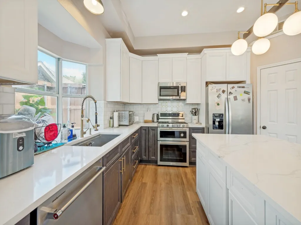 Single Family Residence For Sale in Denton County , 12519 Alfa Romeo Way, Frisco, Texas 75033, 5 Bedroom, 4 Bathroom, 2 Garage spaces, 3,685 Sqft, built in 2002, mls#21326175, Real Estate Agent in Frisco, Homes For Sale in Denton county, Homes For Sale in Frisco, Realtor in Frisco Texas, Real Estate Brokerage Independent Realty Texas, Luminita Cordes Realtor