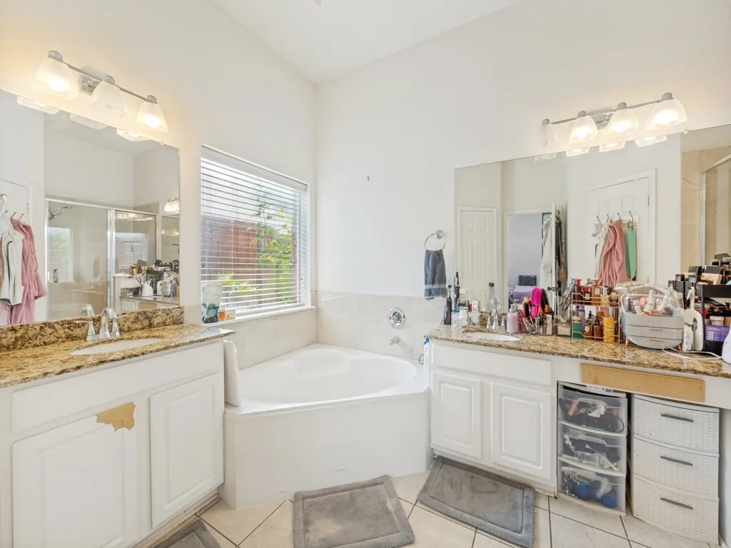 Single Family Residence For Sale in Denton County , 12519 Alfa Romeo Way, Frisco, Texas 75033, 5 Bedroom, 4 Bathroom, 2 Garage spaces, 3,685 Sqft, built in 2002, mls#21326175, Real Estate Agent in Frisco, Homes For Sale in Denton county, Homes For Sale in Frisco, Realtor in Frisco Texas, Real Estate Brokerage Independent Realty Texas, Luminita Cordes Realtor