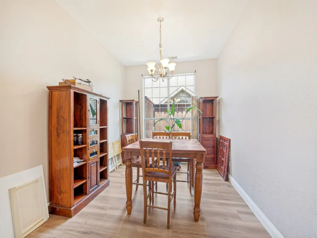 Single Family Residence For Sale in Denton County , 12519 Alfa Romeo Way, Frisco, Texas 75033, 5 Bedroom, 4 Bathroom, 2 Garage spaces, 3,685 Sqft, built in 2002, mls#21326175, Real Estate Agent in Frisco, Homes For Sale in Denton county, Homes For Sale in Frisco, Realtor in Frisco Texas, Real Estate Brokerage Independent Realty Texas, Luminita Cordes Realtor
