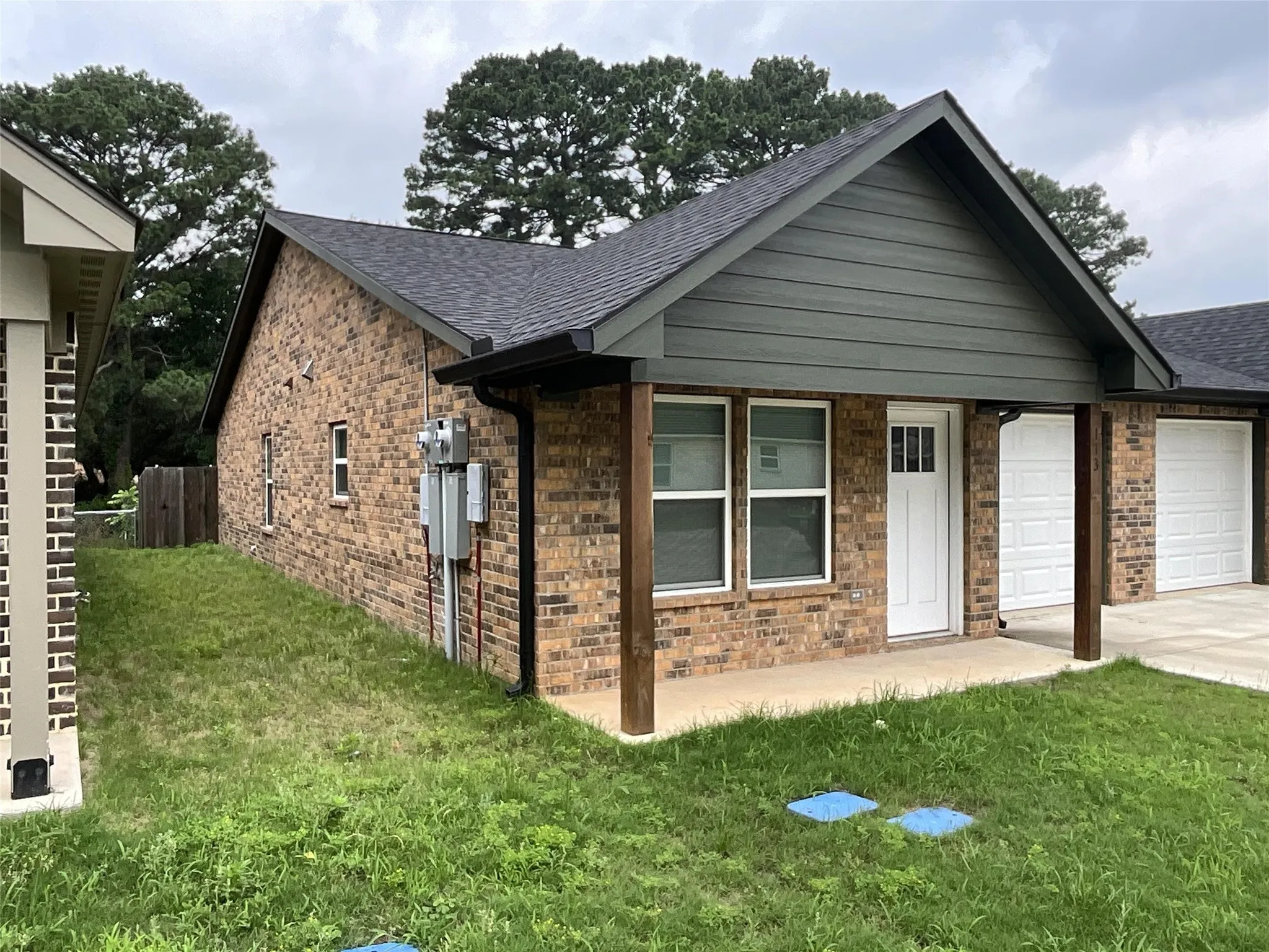 Duplex For Rent in Wood County , 113 Isabella Street, Mineola, Texas 75773, 3 Bedroom, 2 Bathroom, 1 Garage spaces, 1,085 Sqft, built in 2022, mls#21329377, Real Estate Agent in Mineola, Homes For Rent in Wood county, Homes For Rent in Mineola, Realtor in Mineola Texas, Real Estate Brokerage Independent Realty Texas, Luminita Cordes Realtor