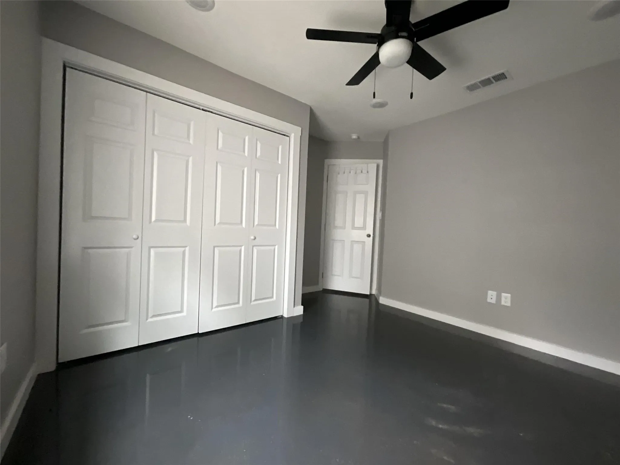 Duplex For Rent in Wood County , 113 Isabella Street, Mineola, Texas 75773, 3 Bedroom, 2 Bathroom, 1 Garage spaces, 1,085 Sqft, built in 2022, mls#21329377, Real Estate Agent in Mineola, Homes For Rent in Wood county, Homes For Rent in Mineola, Realtor in Mineola Texas, Real Estate Brokerage Independent Realty Texas, Luminita Cordes Realtor