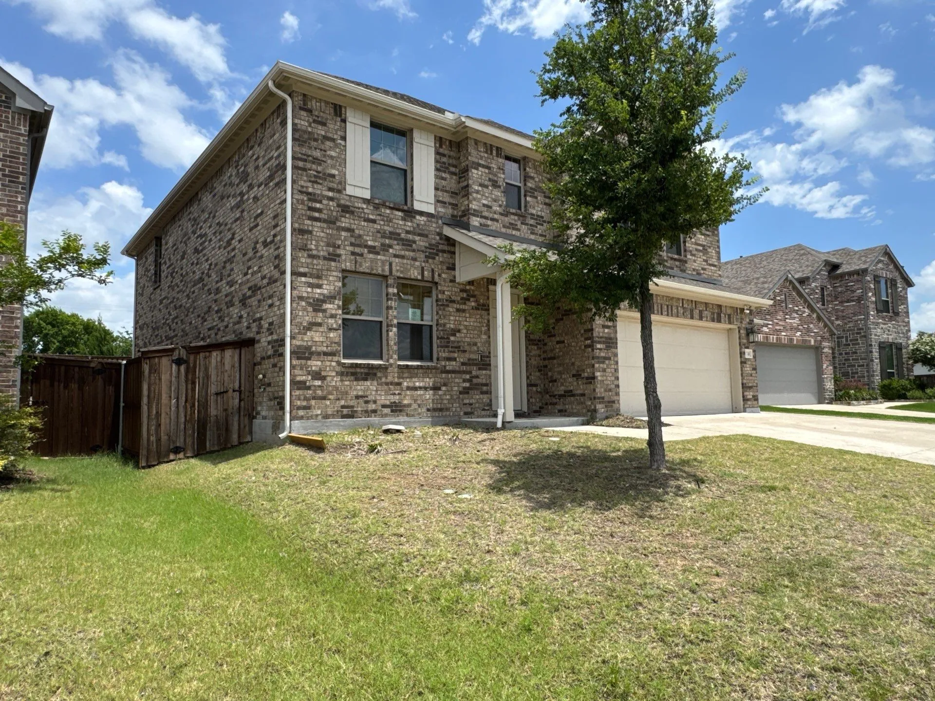 Single Family Residence For Sale in Kaufman County , 1748 Sheldon Drive, Forney, Texas 75126, 5 Bedroom, 4 Bathroom, 3 Garage spaces, 3,185 Sqft, built in 2022, mls#21329050, Real Estate Agent in Forney, Homes For Sale in Kaufman county, Homes For Sale in Forney, Realtor in Forney Texas, Real Estate Brokerage Independent Realty Texas, Luminita Cordes Realtor