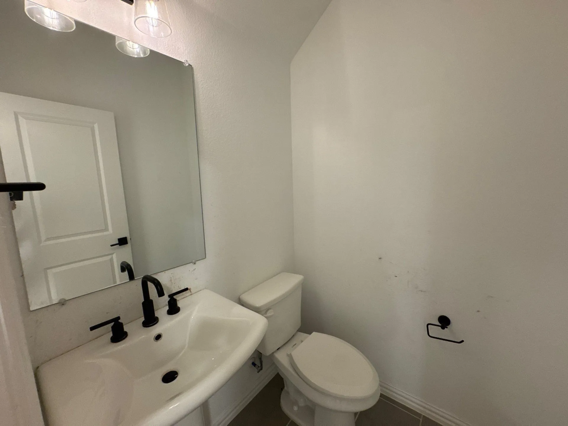 Single Family Residence For Sale in Kaufman County , 1748 Sheldon Drive, Forney, Texas 75126, 5 Bedroom, 4 Bathroom, 3 Garage spaces, 3,185 Sqft, built in 2022, mls#21329050, Real Estate Agent in Forney, Homes For Sale in Kaufman county, Homes For Sale in Forney, Realtor in Forney Texas, Real Estate Brokerage Independent Realty Texas, Luminita Cordes Realtor