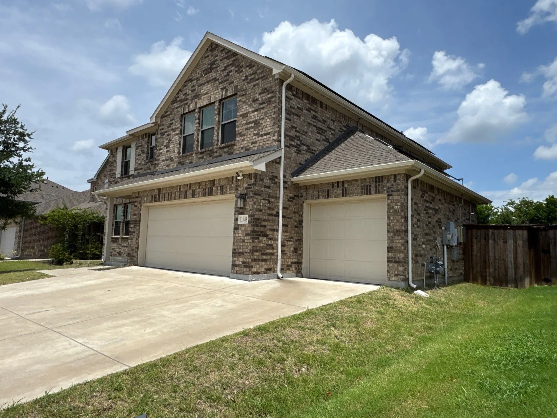 Single Family Residence For Sale in Kaufman County , 1748 Sheldon Drive, Forney, Texas 75126, 5 Bedroom, 4 Bathroom, 3 Garage spaces, 3,185 Sqft, built in 2022, mls#21329050, Real Estate Agent in Forney, Homes For Sale in Kaufman county, Homes For Sale in Forney, Realtor in Forney Texas, Real Estate Brokerage Independent Realty Texas, Luminita Cordes Realtor