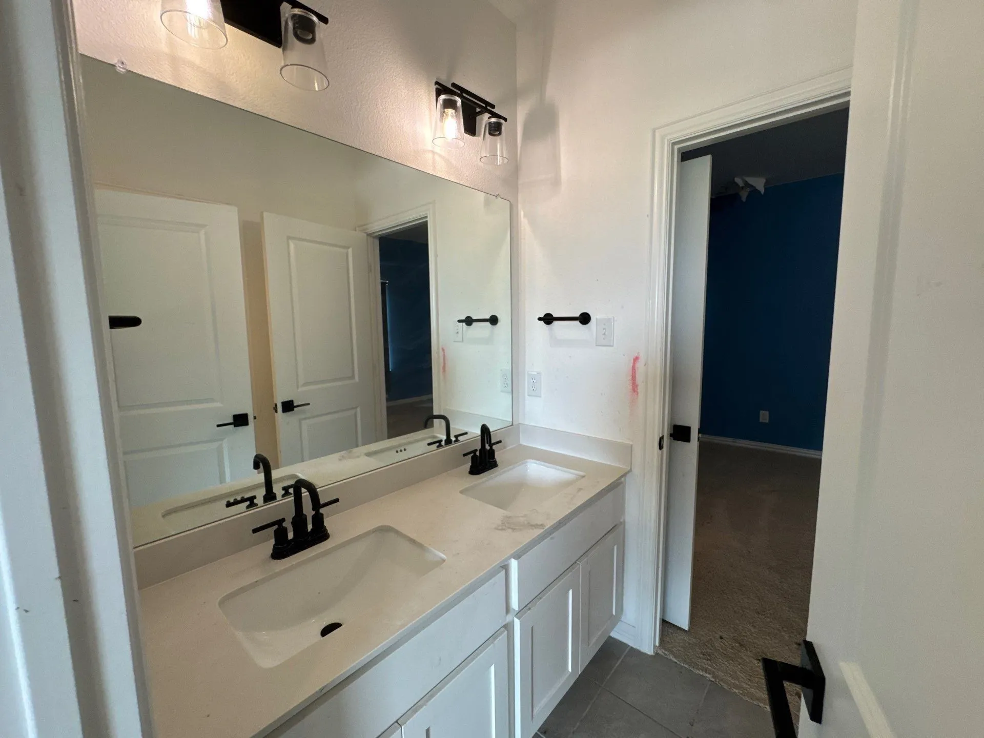 Single Family Residence For Sale in Kaufman County , 1748 Sheldon Drive, Forney, Texas 75126, 5 Bedroom, 4 Bathroom, 3 Garage spaces, 3,185 Sqft, built in 2022, mls#21329050, Real Estate Agent in Forney, Homes For Sale in Kaufman county, Homes For Sale in Forney, Realtor in Forney Texas, Real Estate Brokerage Independent Realty Texas, Luminita Cordes Realtor