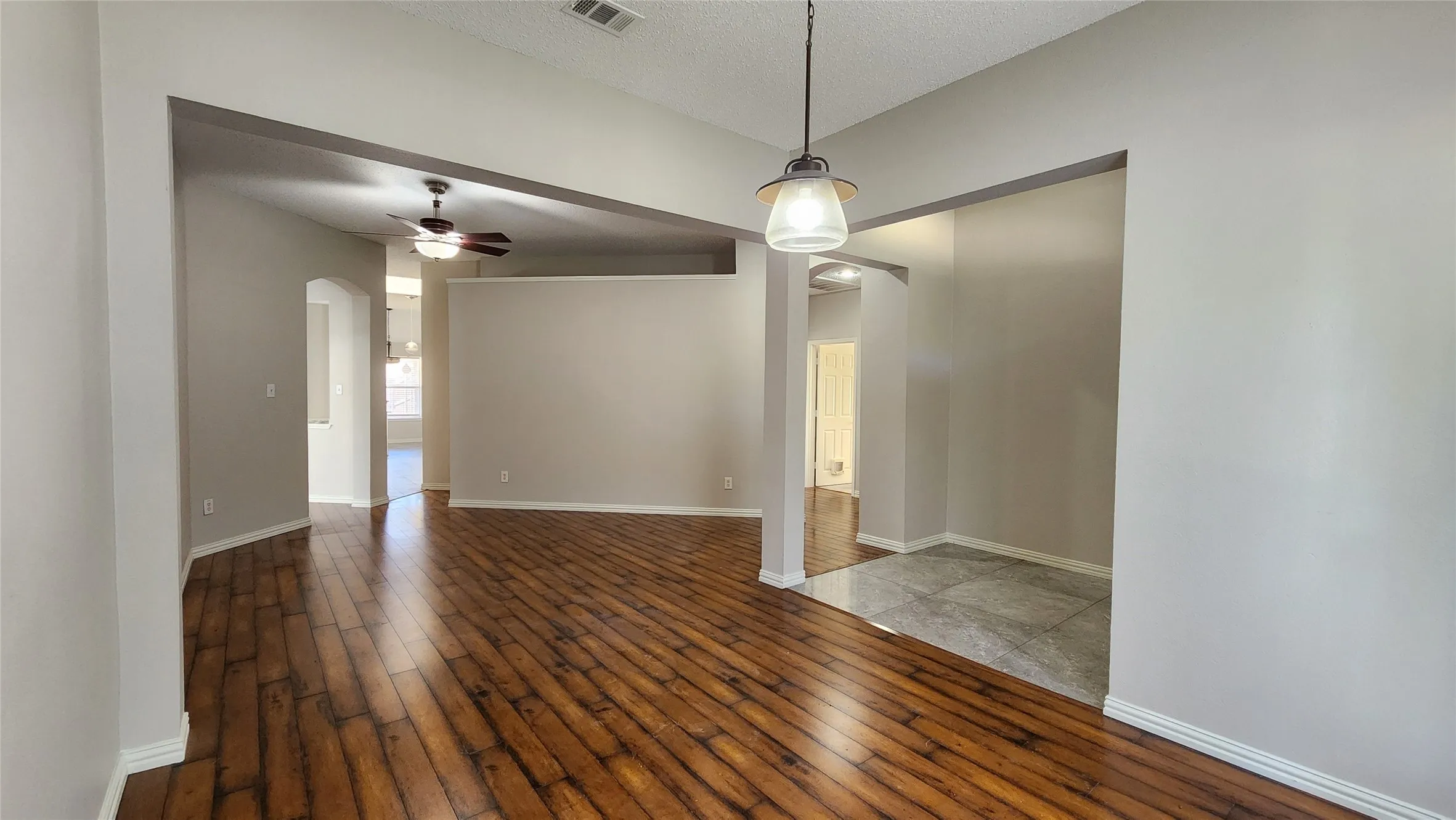 Single Family Residence For Rent in Collin County , 3408 Mosswood Drive, Plano, Texas 75074, 4 Bedroom, 2 Bathroom, 2 Garage spaces, 2,222 Sqft, built in 2001, mls#21328244, Real Estate Agent in Plano, Homes For Rent in Collin county, Homes For Rent in Plano, Realtor in Plano Texas, Real Estate Brokerage Independent Realty Texas, Luminita Cordes Realtor