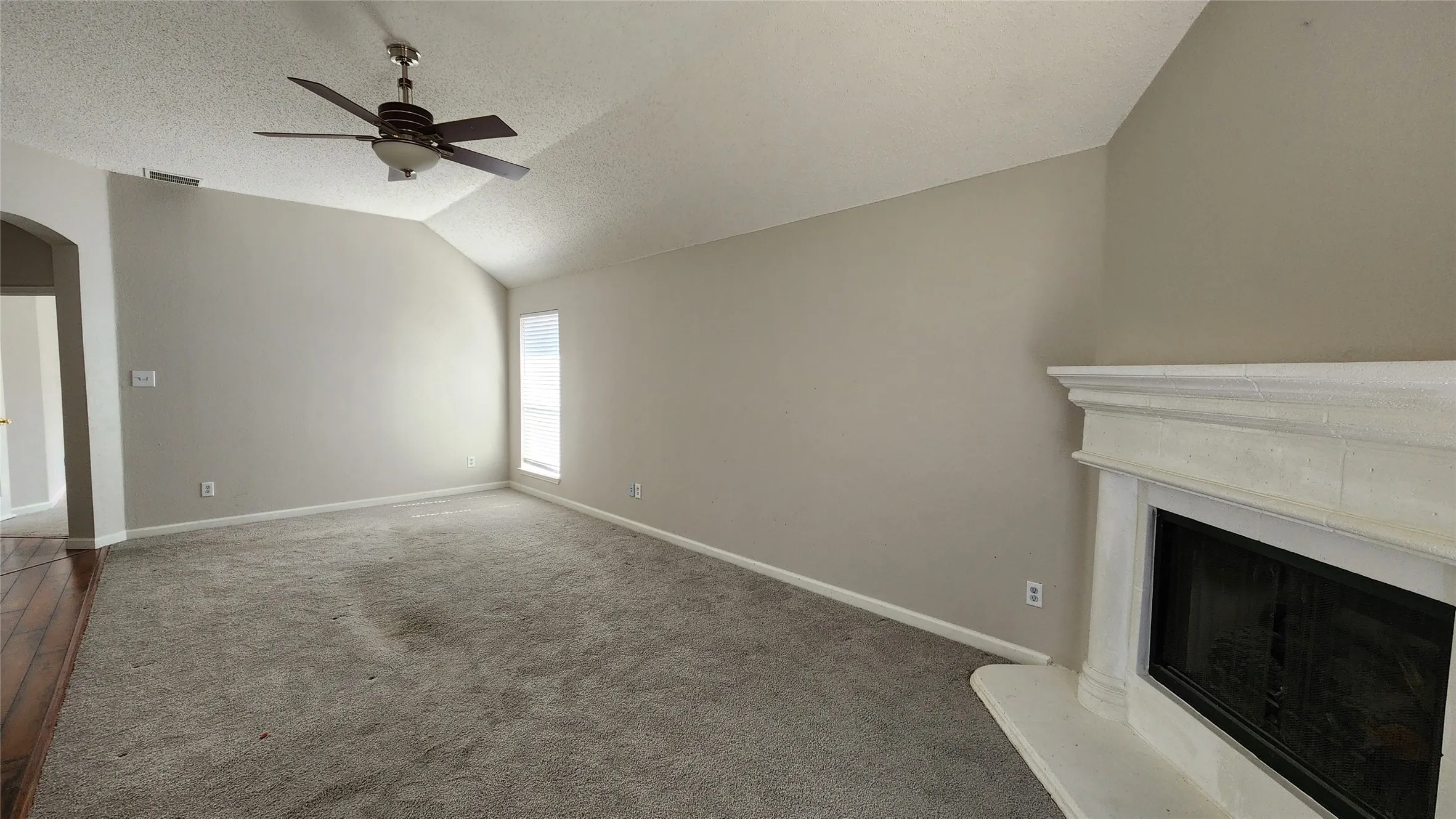 Single Family Residence For Rent in Collin County , 3408 Mosswood Drive, Plano, Texas 75074, 4 Bedroom, 2 Bathroom, 2 Garage spaces, 2,222 Sqft, built in 2001, mls#21328244, Real Estate Agent in Plano, Homes For Rent in Collin county, Homes For Rent in Plano, Realtor in Plano Texas, Real Estate Brokerage Independent Realty Texas, Luminita Cordes Realtor