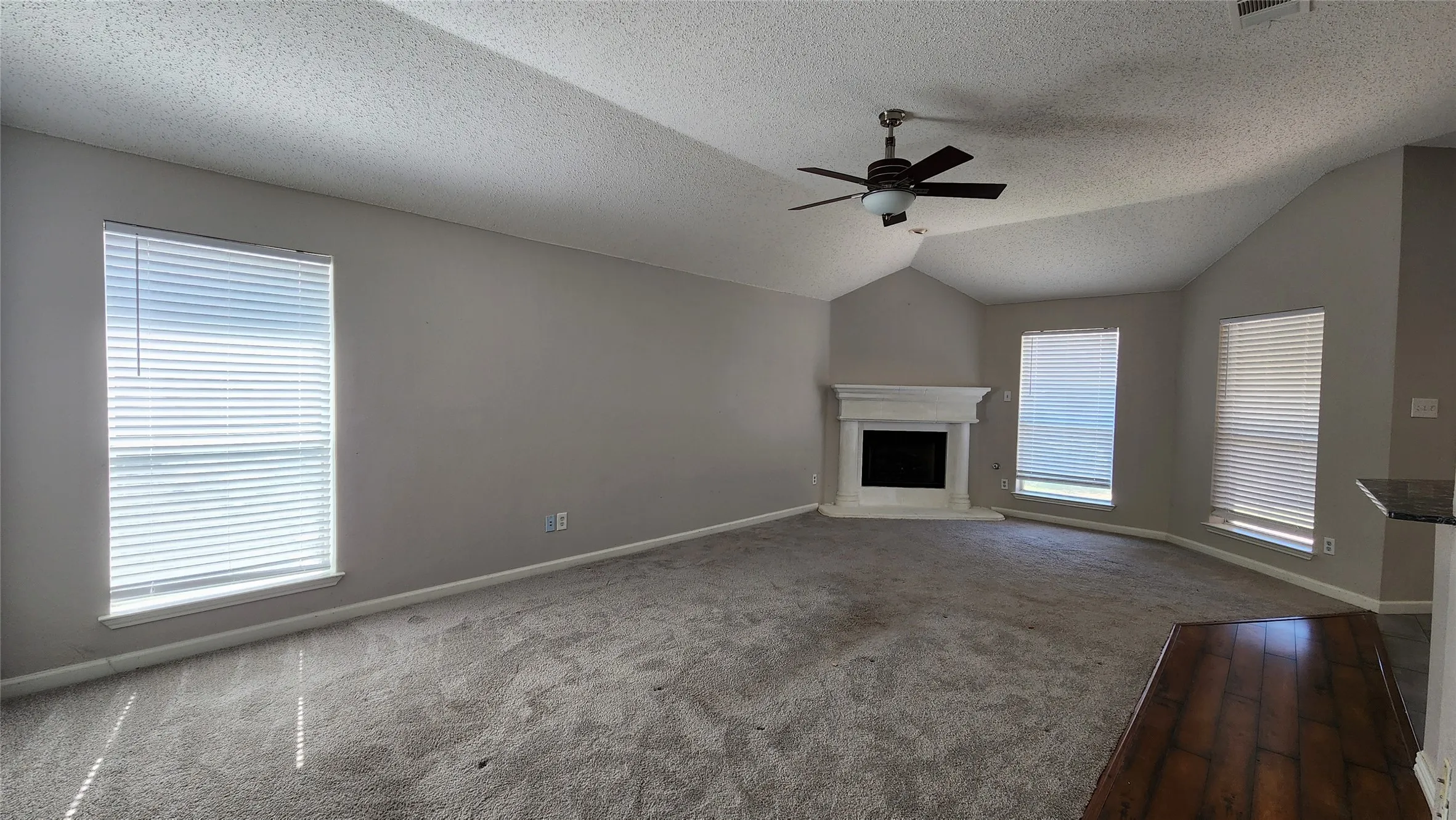 Single Family Residence For Rent in Collin County , 3408 Mosswood Drive, Plano, Texas 75074, 4 Bedroom, 2 Bathroom, 2 Garage spaces, 2,222 Sqft, built in 2001, mls#21328244, Real Estate Agent in Plano, Homes For Rent in Collin county, Homes For Rent in Plano, Realtor in Plano Texas, Real Estate Brokerage Independent Realty Texas, Luminita Cordes Realtor