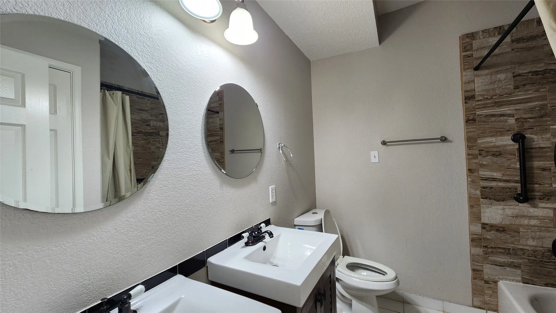 Single Family Residence For Rent in Collin County , 3408 Mosswood Drive, Plano, Texas 75074, 4 Bedroom, 2 Bathroom, 2 Garage spaces, 2,222 Sqft, built in 2001, mls#21328244, Real Estate Agent in Plano, Homes For Rent in Collin county, Homes For Rent in Plano, Realtor in Plano Texas, Real Estate Brokerage Independent Realty Texas, Luminita Cordes Realtor