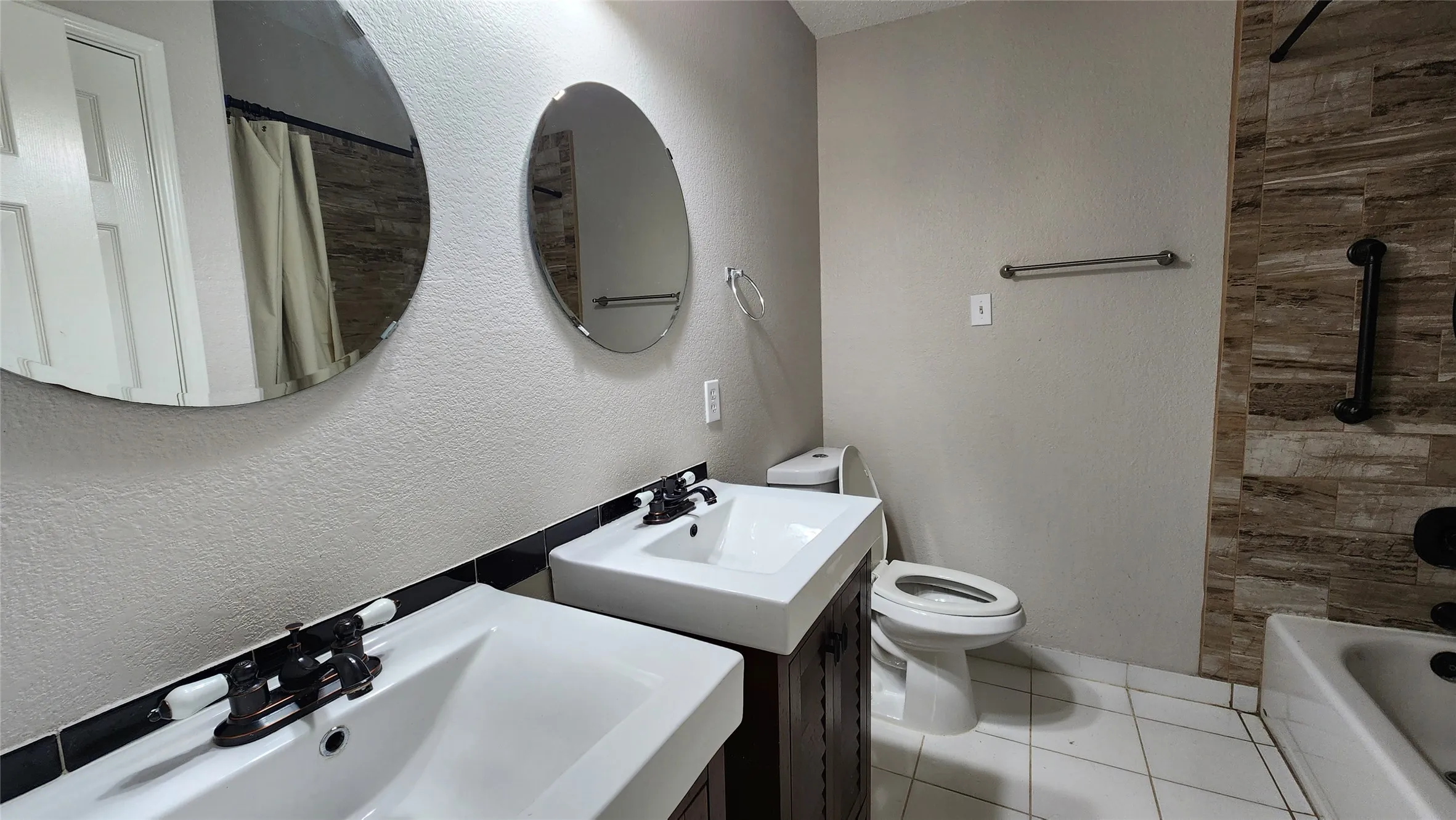 Single Family Residence For Rent in Collin County , 3408 Mosswood Drive, Plano, Texas 75074, 4 Bedroom, 2 Bathroom, 2 Garage spaces, 2,222 Sqft, built in 2001, mls#21328244, Real Estate Agent in Plano, Homes For Rent in Collin county, Homes For Rent in Plano, Realtor in Plano Texas, Real Estate Brokerage Independent Realty Texas, Luminita Cordes Realtor