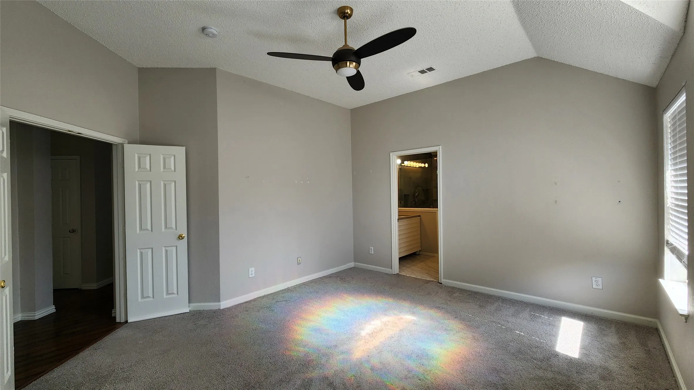 Single Family Residence For Rent in Collin County , 3408 Mosswood Drive, Plano, Texas 75074, 4 Bedroom, 2 Bathroom, 2 Garage spaces, 2,222 Sqft, built in 2001, mls#21328244, Real Estate Agent in Plano, Homes For Rent in Collin county, Homes For Rent in Plano, Realtor in Plano Texas, Real Estate Brokerage Independent Realty Texas, Luminita Cordes Realtor
