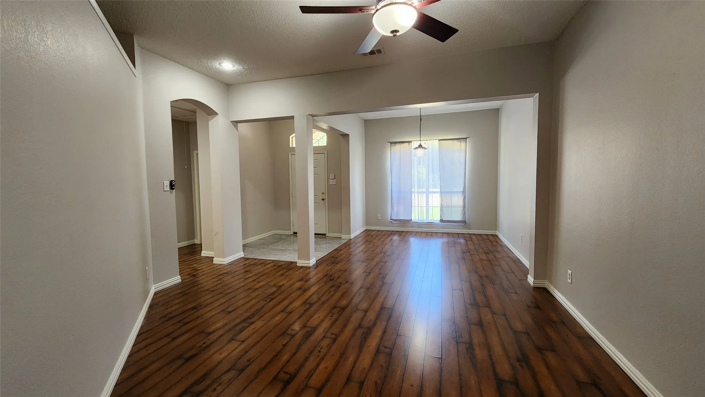 Single Family Residence For Rent in Collin County , 3408 Mosswood Drive, Plano, Texas 75074, 4 Bedroom, 2 Bathroom, 2 Garage spaces, 2,222 Sqft, built in 2001, mls#21328244, Real Estate Agent in Plano, Homes For Rent in Collin county, Homes For Rent in Plano, Realtor in Plano Texas, Real Estate Brokerage Independent Realty Texas, Luminita Cordes Realtor