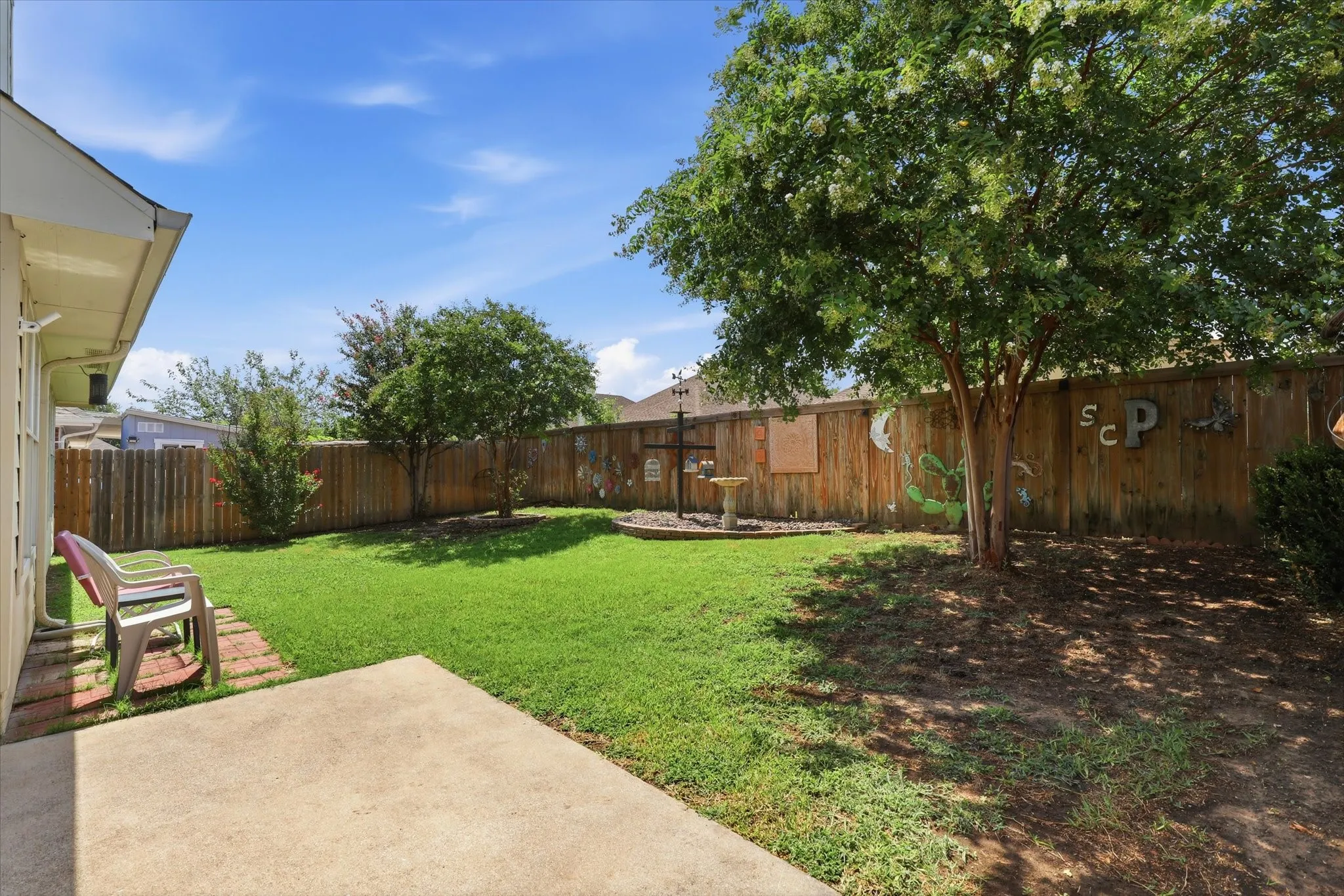 Single Family Residence For Sale in Tarrant County , 3232 Chesington Drive, Fort Worth, Texas 76137, 4 Bedroom, 2 Bathroom, 2 Garage spaces, 1,920 Sqft, built in 2006, mls#21328542, Real Estate Agent in Fort Worth, Homes For Sale in Tarrant county, Homes For Sale in Fort Worth, Realtor in Fort Worth Texas, Real Estate Brokerage Independent Realty Texas, Luminita Cordes Realtor