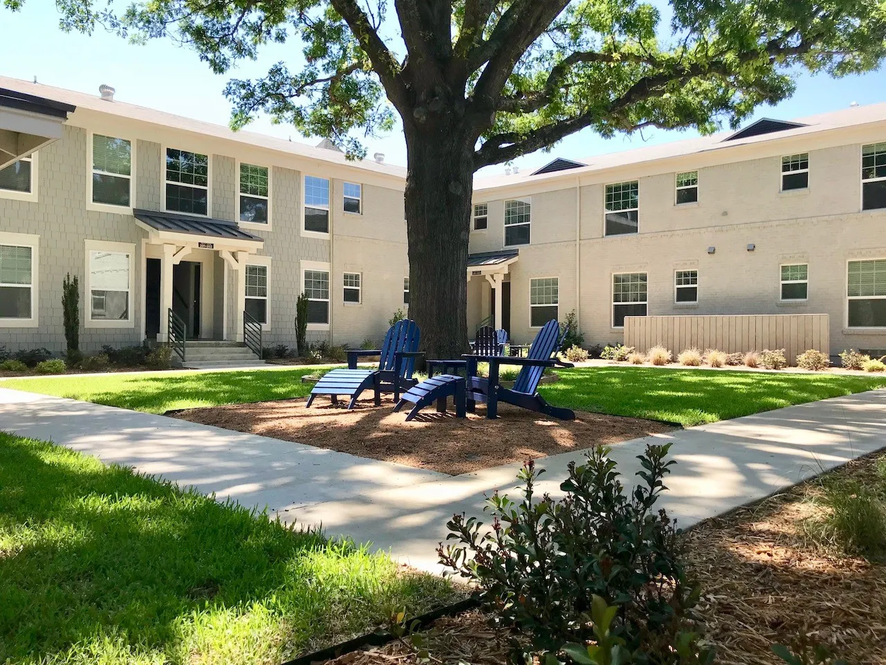 Apartment For Rent in Dallas County , 6304 Prospect Avenue 210, Dallas, Texas 75214, 1 Bedroom, 1 Bathroom, Garage spaces, 813 Sqft, built in 1945, mls#21329399, Real Estate Agent in Dallas, Homes For Rent in Dallas county, Homes For Rent in Dallas, Realtor in Dallas Texas, Real Estate Brokerage Independent Realty Texas, Luminita Cordes Realtor