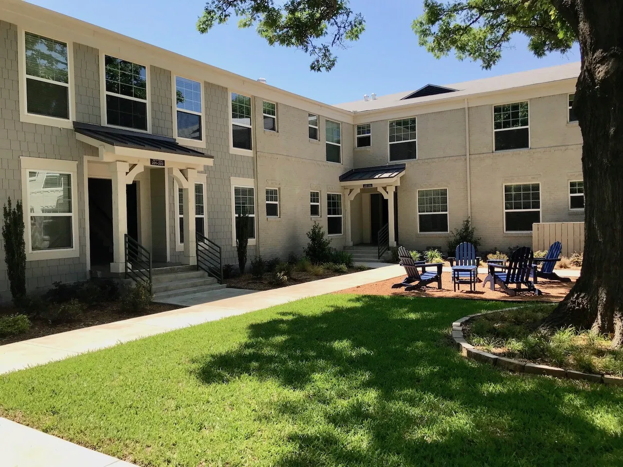 Apartment For Rent in Dallas County , 6304 Prospect Avenue 210, Dallas, Texas 75214, 1 Bedroom, 1 Bathroom, Garage spaces, 813 Sqft, built in 1945, mls#21329399, Real Estate Agent in Dallas, Homes For Rent in Dallas county, Homes For Rent in Dallas, Realtor in Dallas Texas, Real Estate Brokerage Independent Realty Texas, Luminita Cordes Realtor