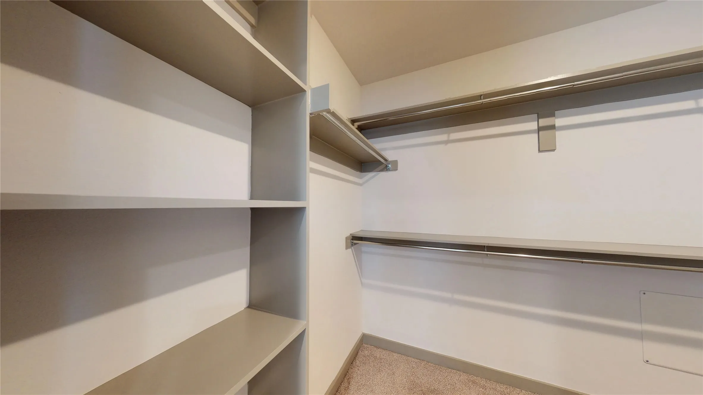 Apartment For Rent in Dallas County , 6304 Prospect Avenue 210, Dallas, Texas 75214, 1 Bedroom, 1 Bathroom, Garage spaces, 813 Sqft, built in 1945, mls#21329399, Real Estate Agent in Dallas, Homes For Rent in Dallas county, Homes For Rent in Dallas, Realtor in Dallas Texas, Real Estate Brokerage Independent Realty Texas, Luminita Cordes Realtor