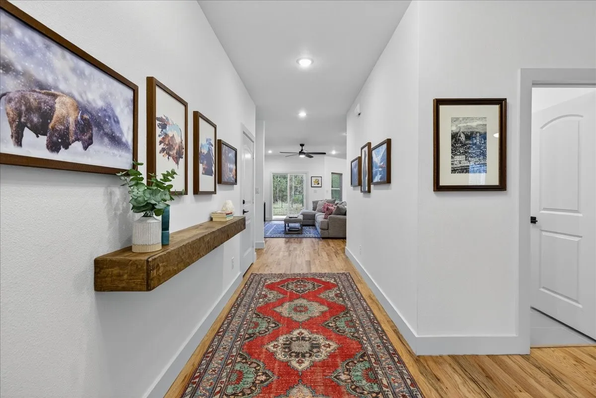 Single Family Residence For Sale in Henderson County , 206 Parkside Drive, Trinidad, Texas 75163, 3 Bedroom, 2 Bathroom, 2 Garage spaces, 1,545 Sqft, built in 2023, mls#21329436, Real Estate Agent in Trinidad, Homes For Sale in Henderson county, Homes For Sale in Trinidad, Realtor in Trinidad Texas, Real Estate Brokerage Independent Realty Texas, Luminita Cordes Realtor