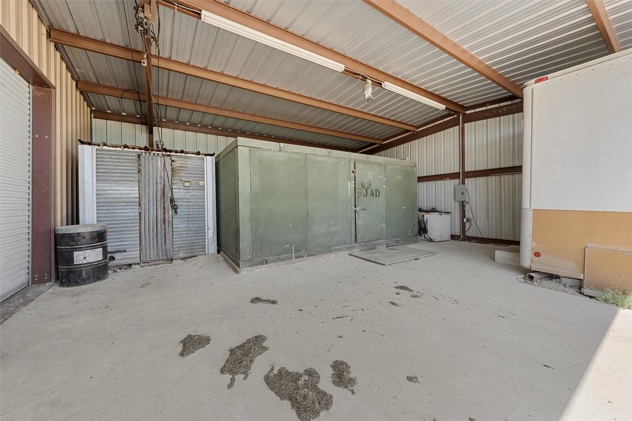 Single Family Residence For Sale in Coryell County , 248 Chitwood Road, Gatesville, Texas 76528, 1 Bedroom, 1 Bathroom, Garage spaces, 1,020 Sqft, built in 2013, Price $250,000, mls#21327841, Real Estate Agent in Gatesville, Homes For Sale in Coryell county, Homes For Sale in Gatesville, Realtor in Gatesville Texas, Real Estate Brokerage Independent Realty Texas, Luminita Cordes Realtor