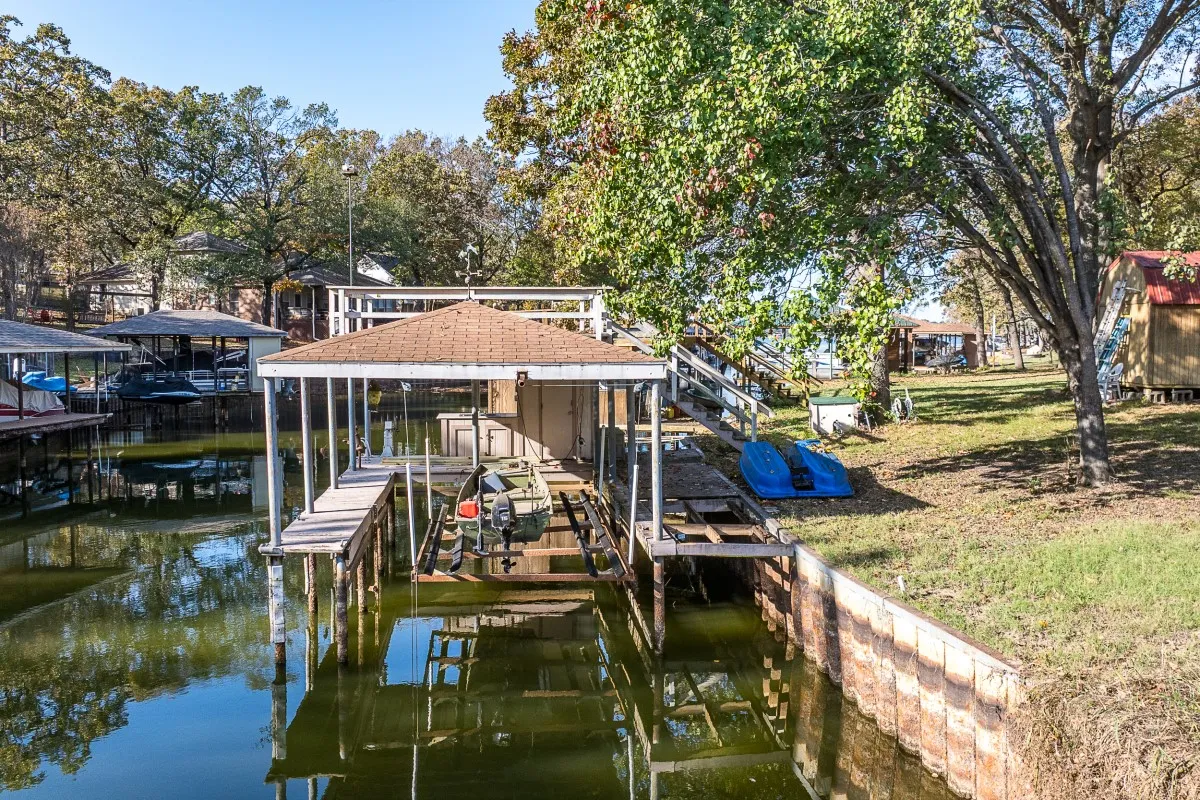 Unimproved Land For Sale in Henderson County , 5540 Point Lavista, Malakoff, Texas 75148, 0, 0, Garage spaces, 0 Sqft, built in 1996, Price $250,000, mls#21329407, Real Estate Agent in Malakoff, Homes For Sale in Henderson county, Homes For Sale in Malakoff, Realtor in Malakoff Texas, Real Estate Brokerage Independent Realty Texas, Luminita Cordes Realtor