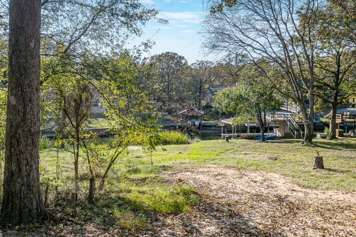 Unimproved Land For Sale in Henderson County , 5540 Point Lavista, Malakoff, Texas 75148, 0, 0, Garage spaces, 0 Sqft, built in 1996, Price $250,000, mls#21329407, Real Estate Agent in Malakoff, Homes For Sale in Henderson county, Homes For Sale in Malakoff, Realtor in Malakoff Texas, Real Estate Brokerage Independent Realty Texas, Luminita Cordes Realtor