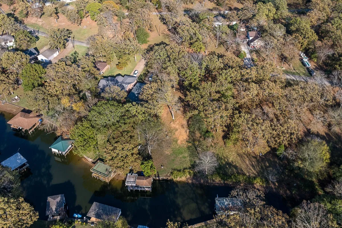 Unimproved Land For Sale in Henderson County , 5540 Point Lavista, Malakoff, Texas 75148, 0, 0, Garage spaces, 0 Sqft, built in 1996, Price $250,000, mls#21329407, Real Estate Agent in Malakoff, Homes For Sale in Henderson county, Homes For Sale in Malakoff, Realtor in Malakoff Texas, Real Estate Brokerage Independent Realty Texas, Luminita Cordes Realtor