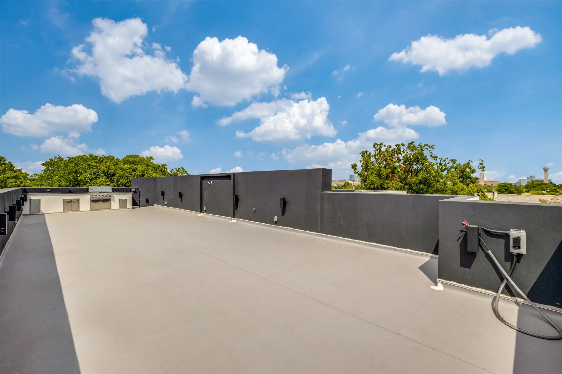 For Sale in Dallas County , 809 Bayonne Street, Dallas, Texas 75212, 10 Bedrooms, 10 Bathrooms, 2 Garage spaces, 0 Sqft, built in 2024, Price $1,800,000, mls#21328254, Real Estate Agent in Dallas, Homes For Sale in Dallas county, Homes For Sale in Dallas, Realtor in Dallas Texas, Real Estate Brokerage Independent Realty Texas, Luminita Cordes Realtor