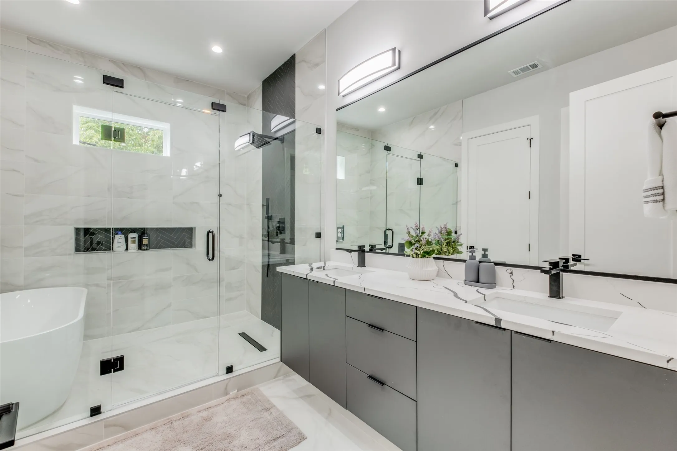 For Sale in Dallas County , 809 Bayonne Street, Dallas, Texas 75212, 10 Bedrooms, 10 Bathrooms, 2 Garage spaces, 0 Sqft, built in 2024, Price $1,800,000, mls#21328254, Real Estate Agent in Dallas, Homes For Sale in Dallas county, Homes For Sale in Dallas, Realtor in Dallas Texas, Real Estate Brokerage Independent Realty Texas, Luminita Cordes Realtor