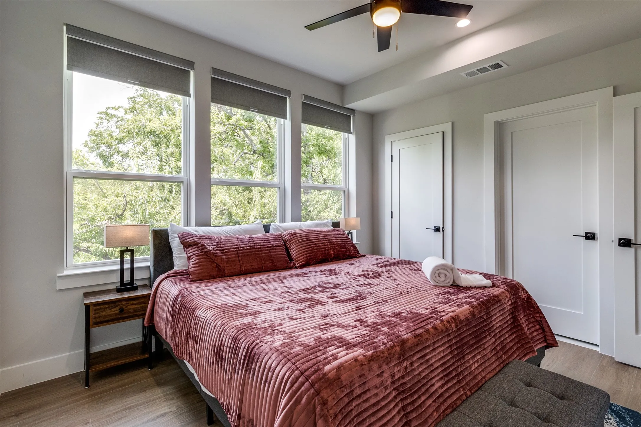 For Sale in Dallas County , 809 Bayonne Street, Dallas, Texas 75212, 10 Bedrooms, 10 Bathrooms, 2 Garage spaces, 0 Sqft, built in 2024, Price $1,800,000, mls#21328254, Real Estate Agent in Dallas, Homes For Sale in Dallas county, Homes For Sale in Dallas, Realtor in Dallas Texas, Real Estate Brokerage Independent Realty Texas, Luminita Cordes Realtor