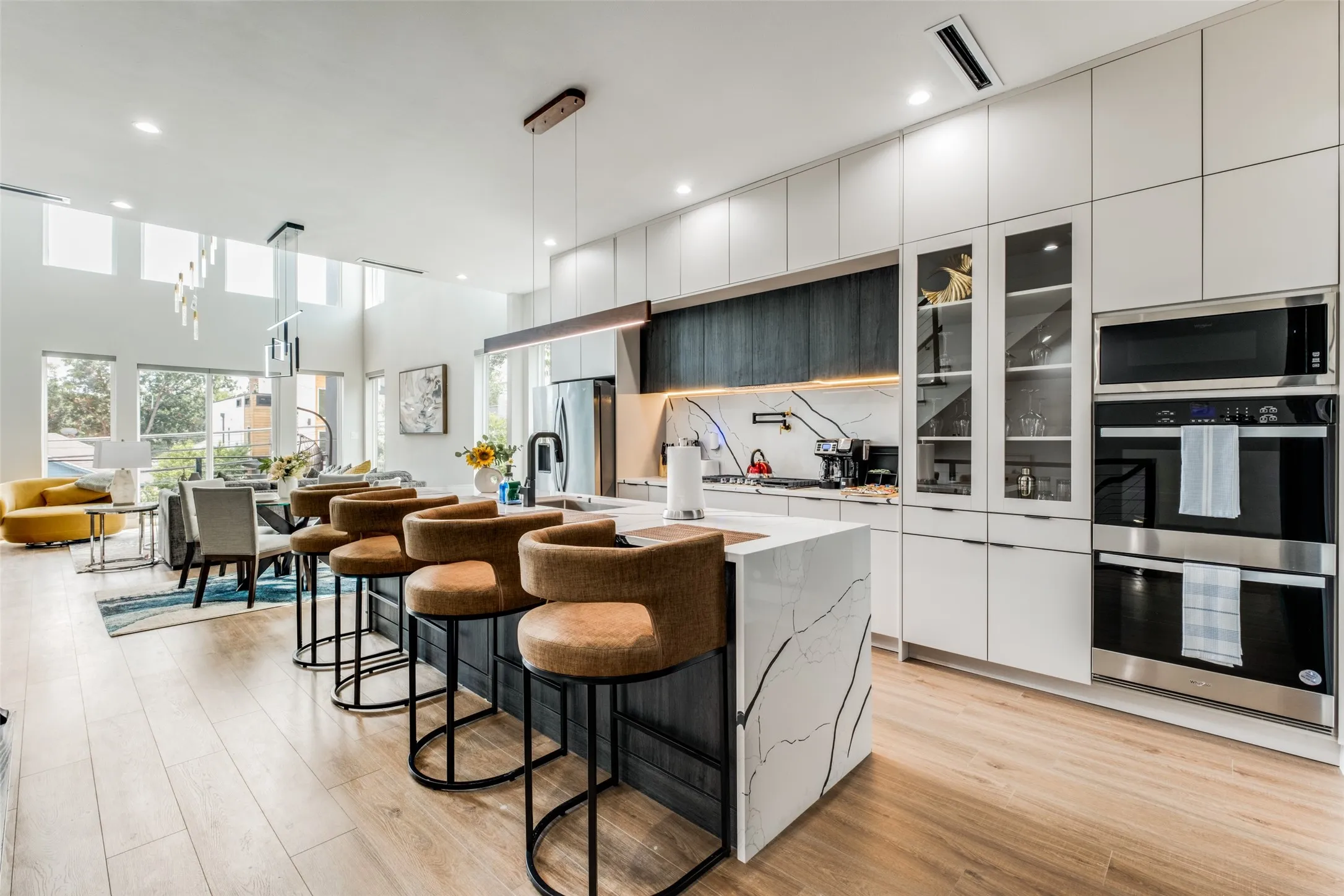 For Sale in Dallas County , 809 Bayonne Street, Dallas, Texas 75212, 10 Bedrooms, 10 Bathrooms, 2 Garage spaces, 0 Sqft, built in 2024, Price $1,800,000, mls#21328254, Real Estate Agent in Dallas, Homes For Sale in Dallas county, Homes For Sale in Dallas, Realtor in Dallas Texas, Real Estate Brokerage Independent Realty Texas, Luminita Cordes Realtor