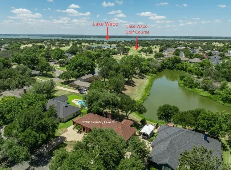 Single Family Residence For Sale in Mc Lennan County , 9208 Country Lake Drive, Waco, Texas 76708, 4 Bedroom, 3 Bathroom, 2 Garage spaces, 2,347 Sqft, built in 1980, mls#21329404, Real Estate Agent in Waco, Homes For Sale in Mc Lennan county, Homes For Sale in Waco, Realtor in Waco Texas, Real Estate Brokerage Independent Realty Texas, Luminita Cordes Realtor