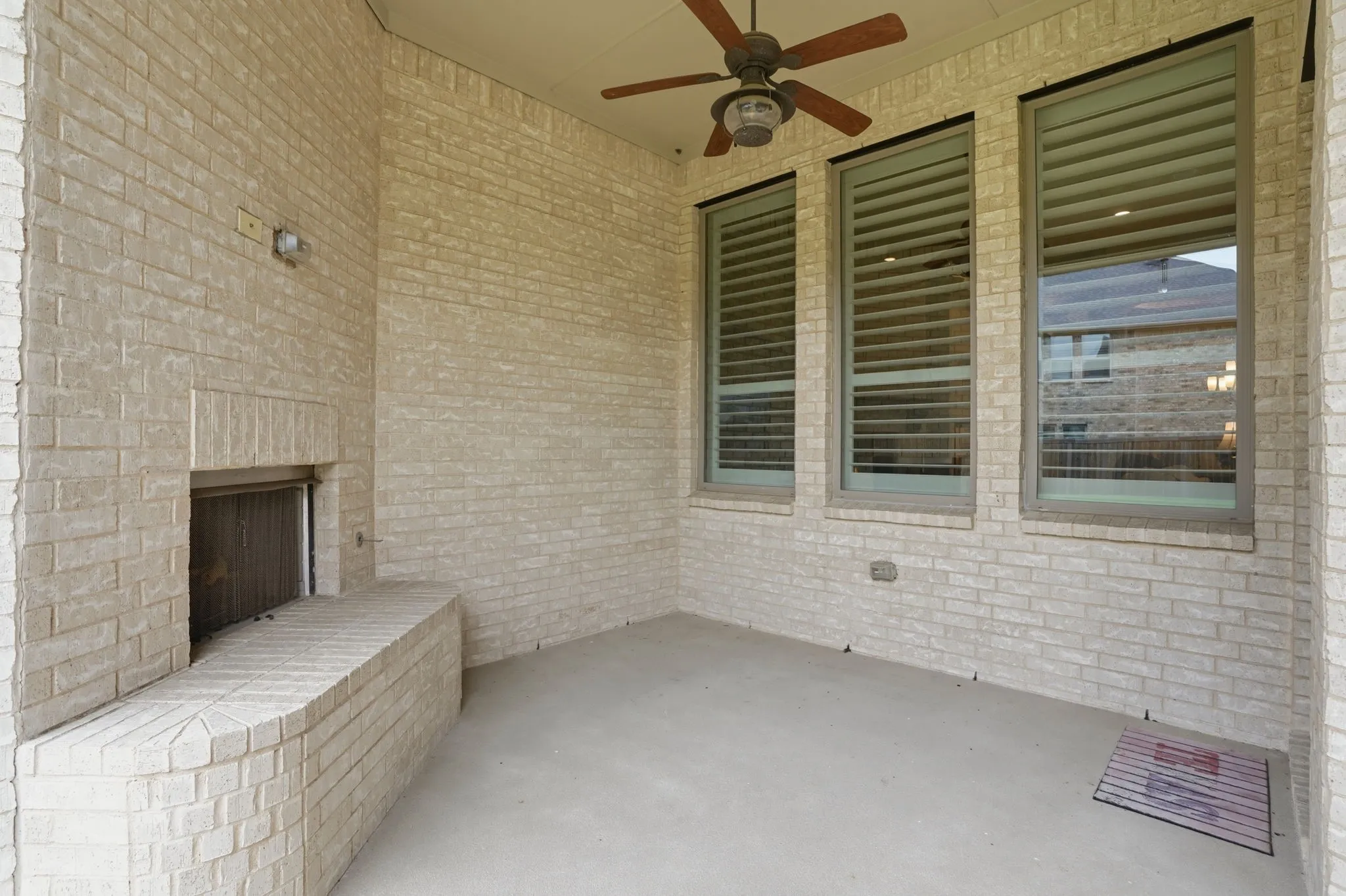 Single Family Residence For Sale in Denton County , 6205 Prairie Brush Trail, Northlake, Texas 76226, 3 Bedroom, 4 Bathroom, 2 Garage spaces, 3,040 Sqft, built in 2017, mls#21305419, Real Estate Agent in Northlake, Homes For Sale in Denton county, Homes For Sale in Northlake, Realtor in Northlake Texas, Real Estate Brokerage Independent Realty Texas, Luminita Cordes Realtor