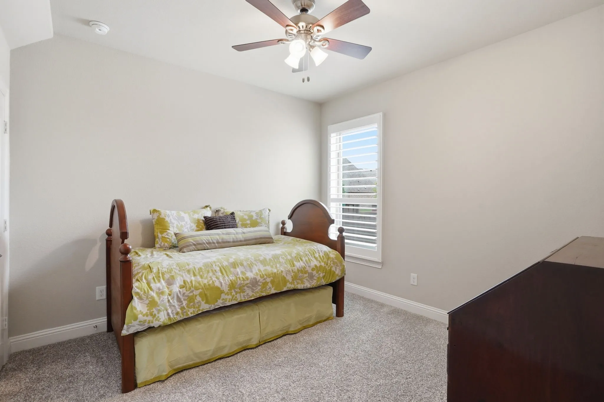 Single Family Residence For Sale in Denton County , 6205 Prairie Brush Trail, Northlake, Texas 76226, 3 Bedroom, 4 Bathroom, 2 Garage spaces, 3,040 Sqft, built in 2017, mls#21305419, Real Estate Agent in Northlake, Homes For Sale in Denton county, Homes For Sale in Northlake, Realtor in Northlake Texas, Real Estate Brokerage Independent Realty Texas, Luminita Cordes Realtor