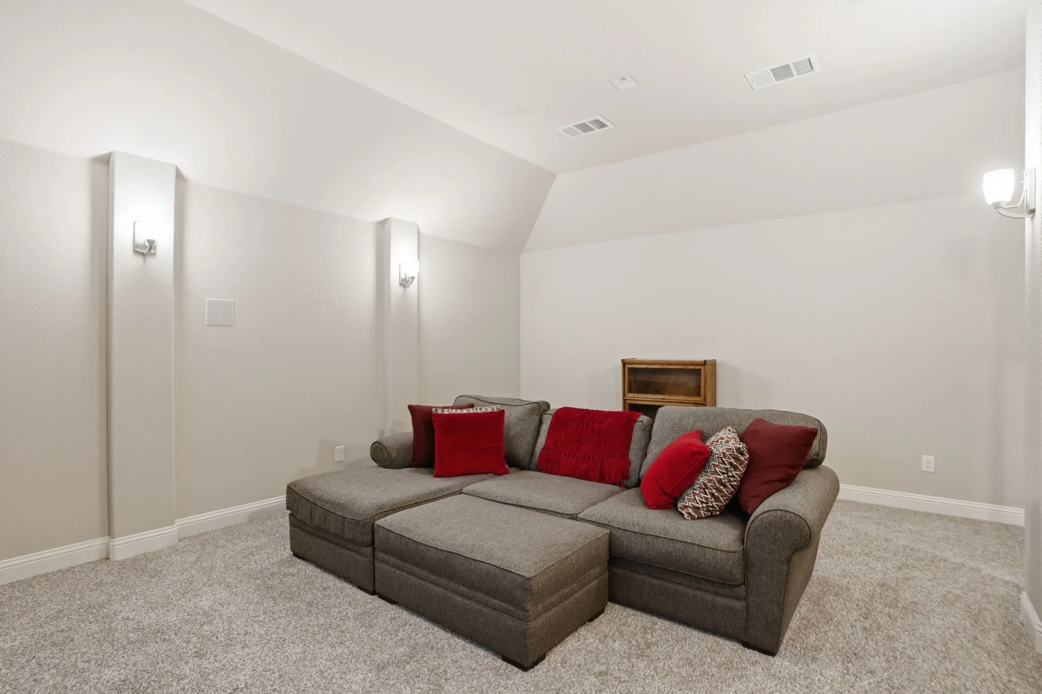 Single Family Residence For Sale in Denton County , 6205 Prairie Brush Trail, Northlake, Texas 76226, 3 Bedroom, 4 Bathroom, 2 Garage spaces, 3,040 Sqft, built in 2017, mls#21305419, Real Estate Agent in Northlake, Homes For Sale in Denton county, Homes For Sale in Northlake, Realtor in Northlake Texas, Real Estate Brokerage Independent Realty Texas, Luminita Cordes Realtor